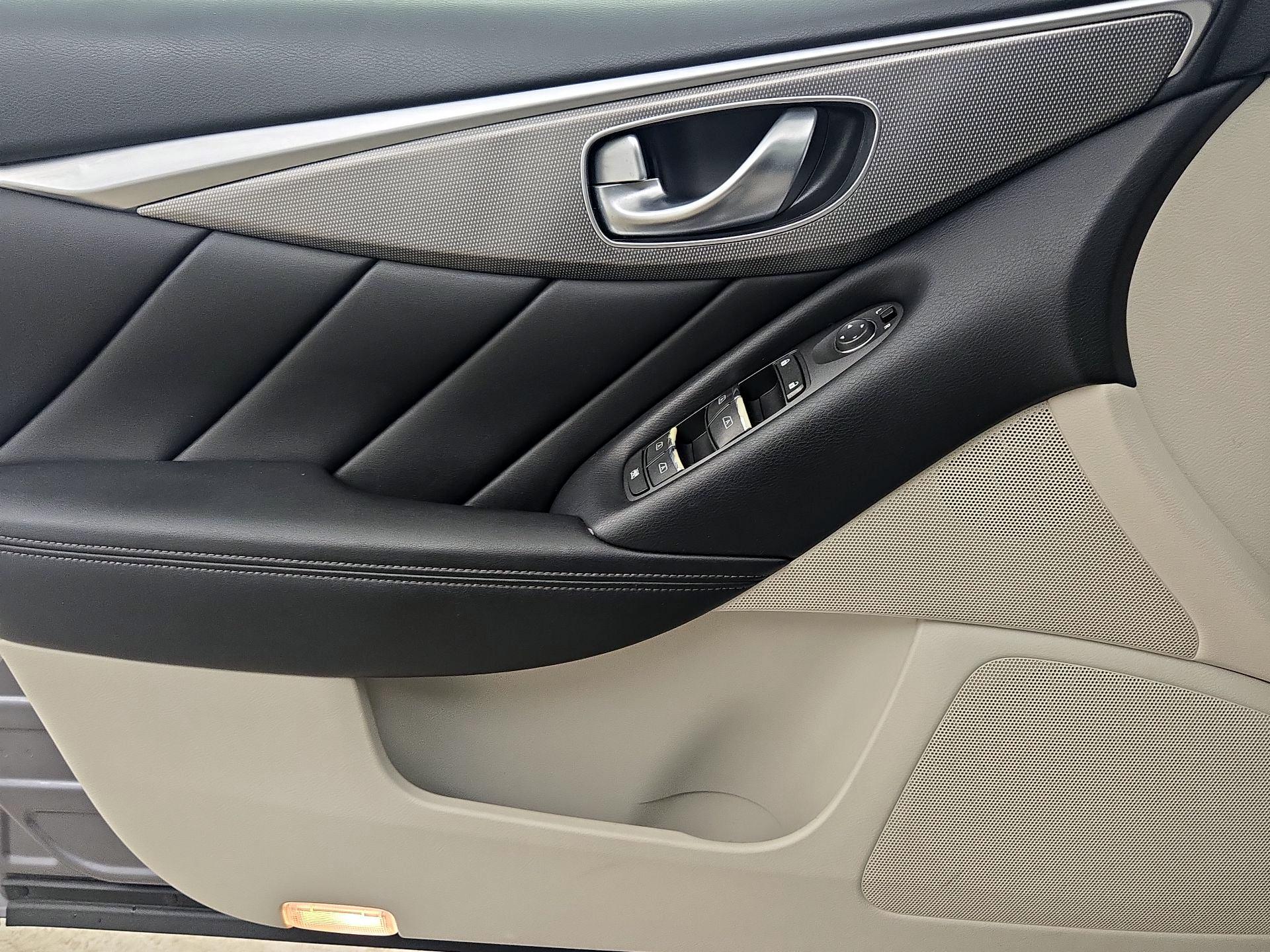 Thumbnail: 2014 INFINITI Q50 - 12