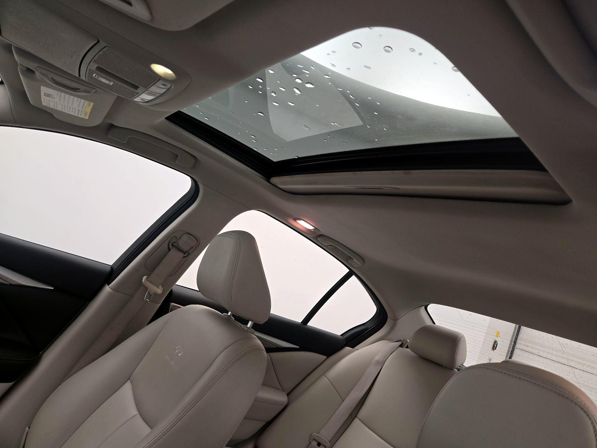 Thumbnail: 2014 INFINITI Q50 - 20