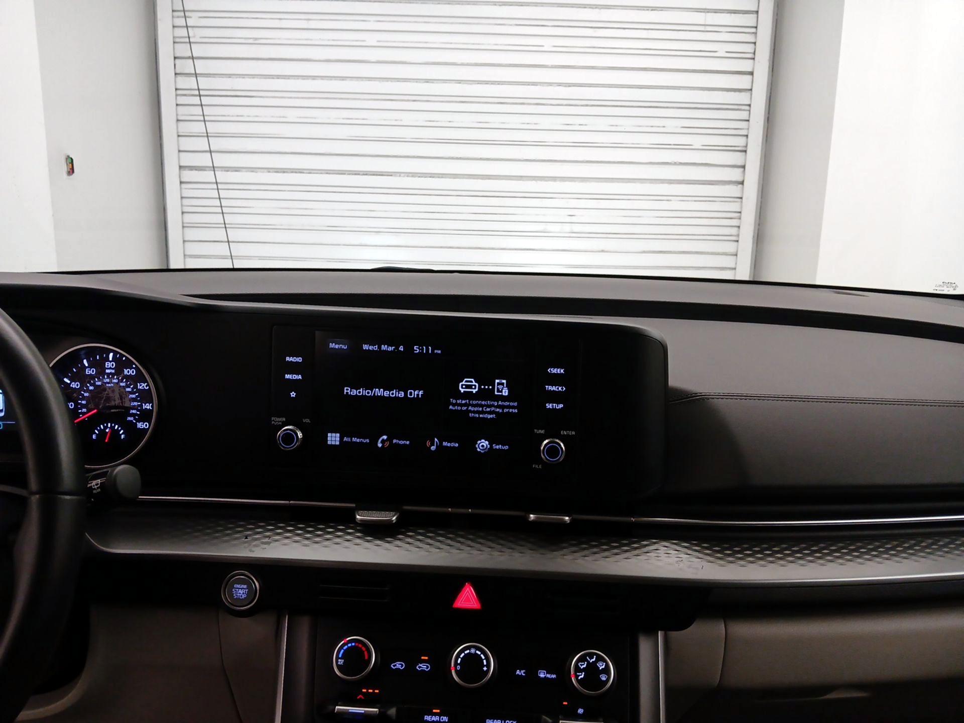 Thumbnail: 2024 Kia Carnival - 9