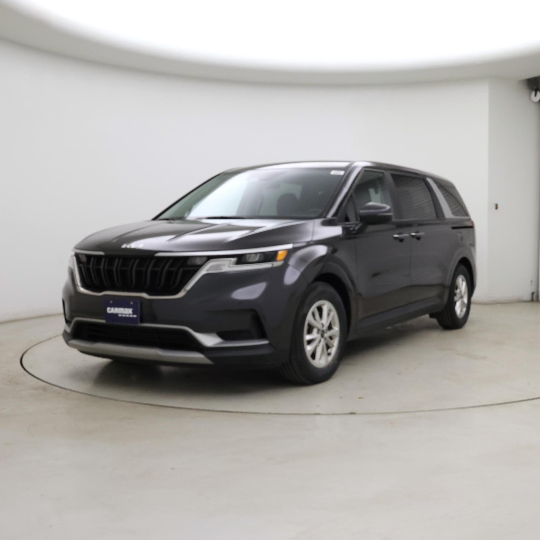 Thumbnail: 2024 Kia Carnival - 4