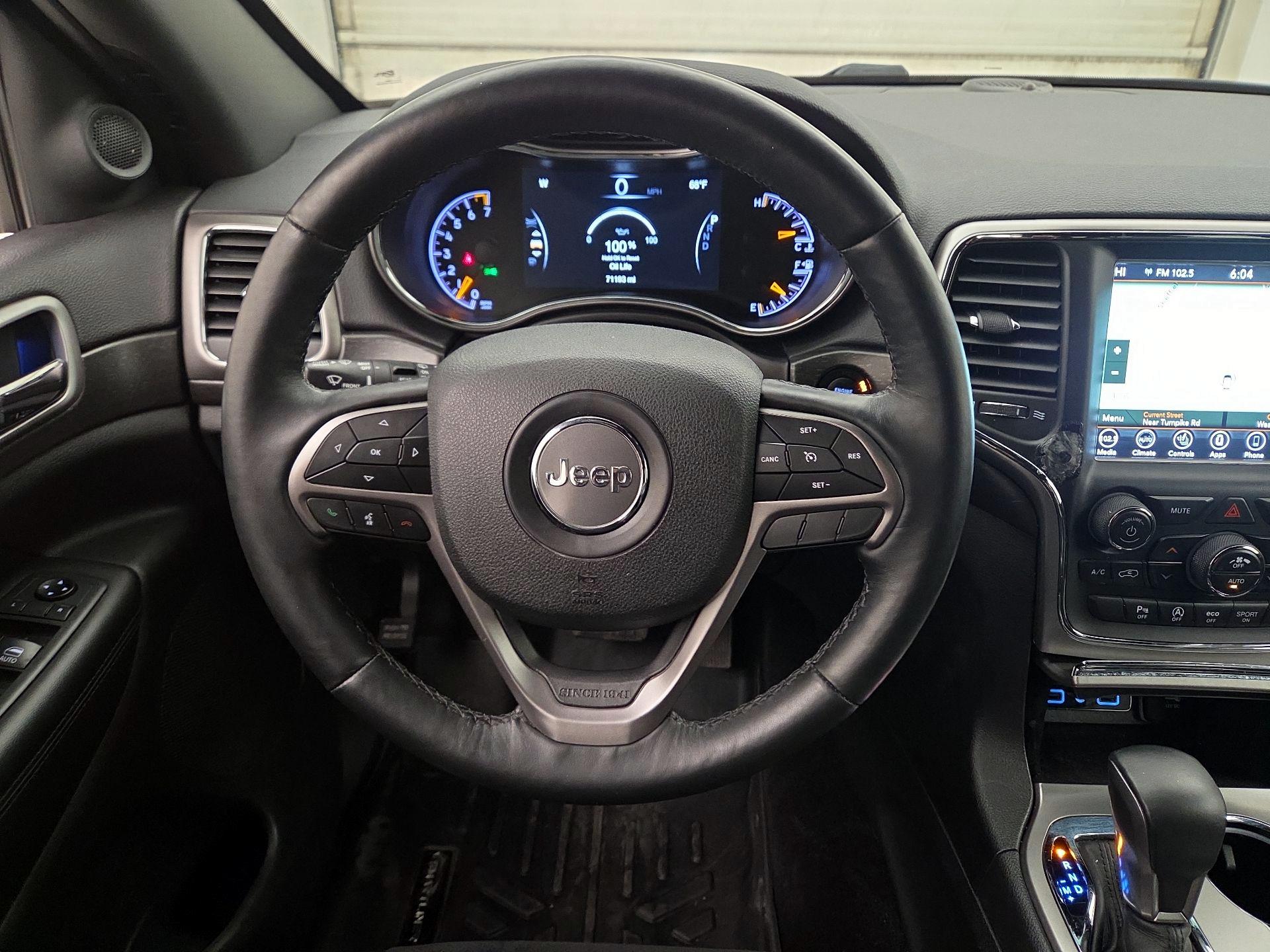 Thumbnail: 2018 Jeep Grand Cherokee - 10
