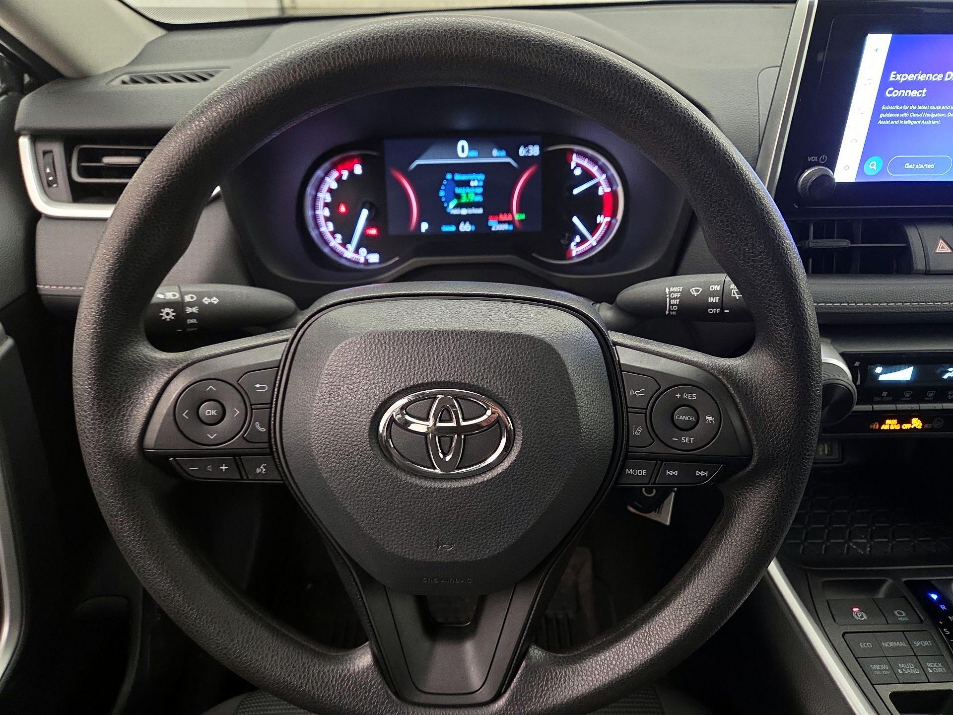 Thumbnail: 2024 Toyota RAV4 - 10