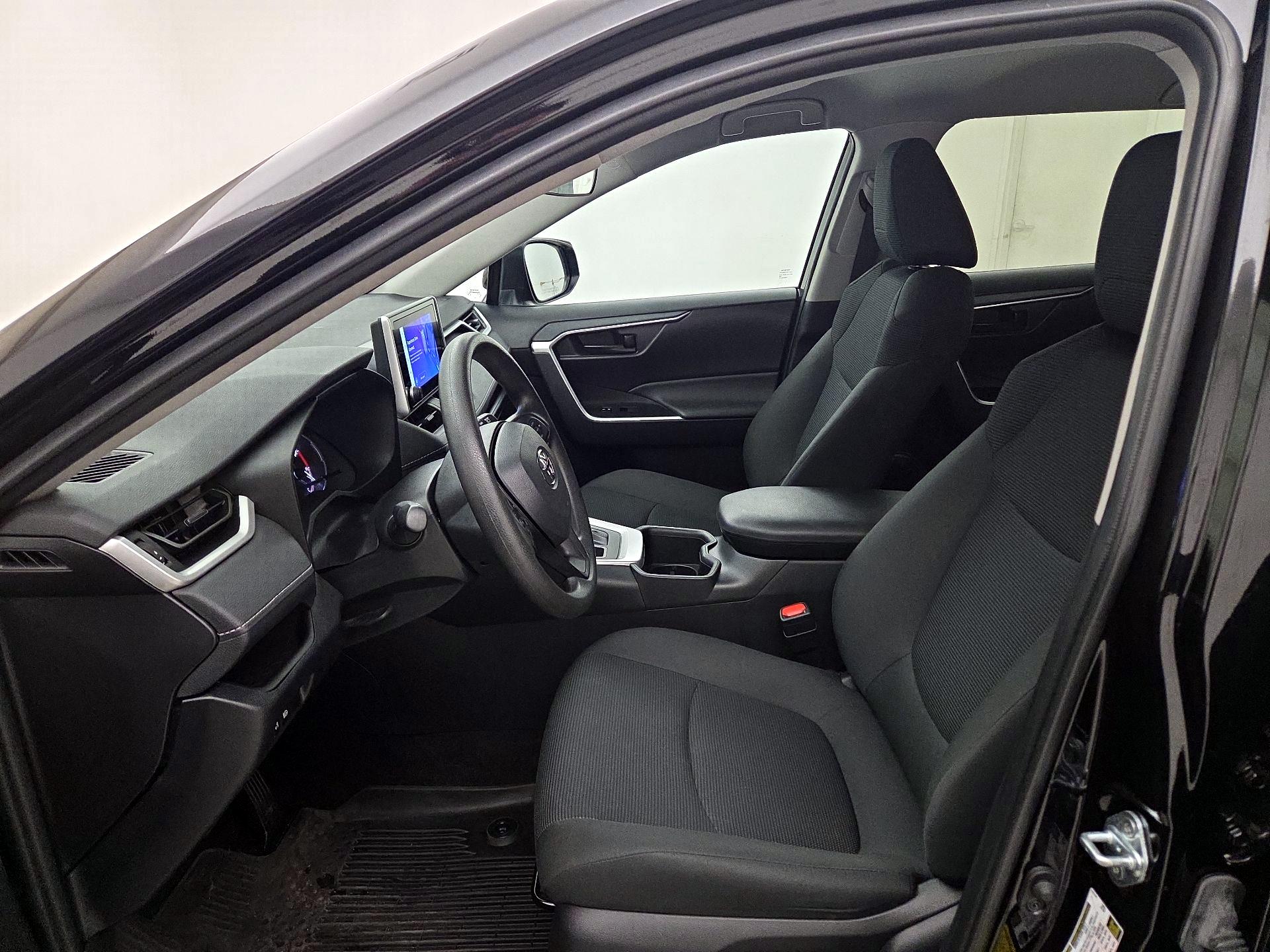 Thumbnail: 2024 Toyota RAV4 - 11