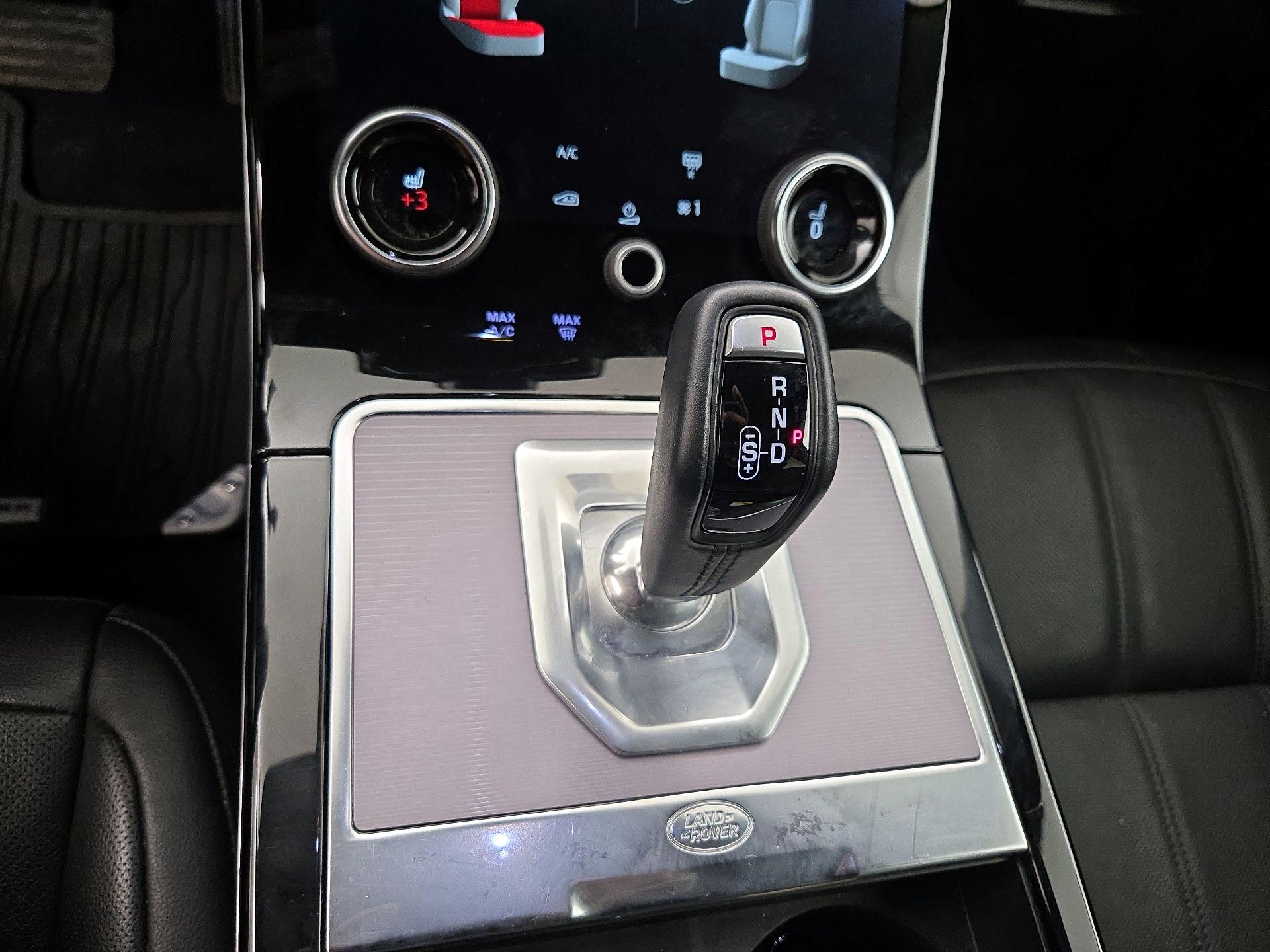 Thumbnail: 2023 Land Rover Range Rover Evoque - 18