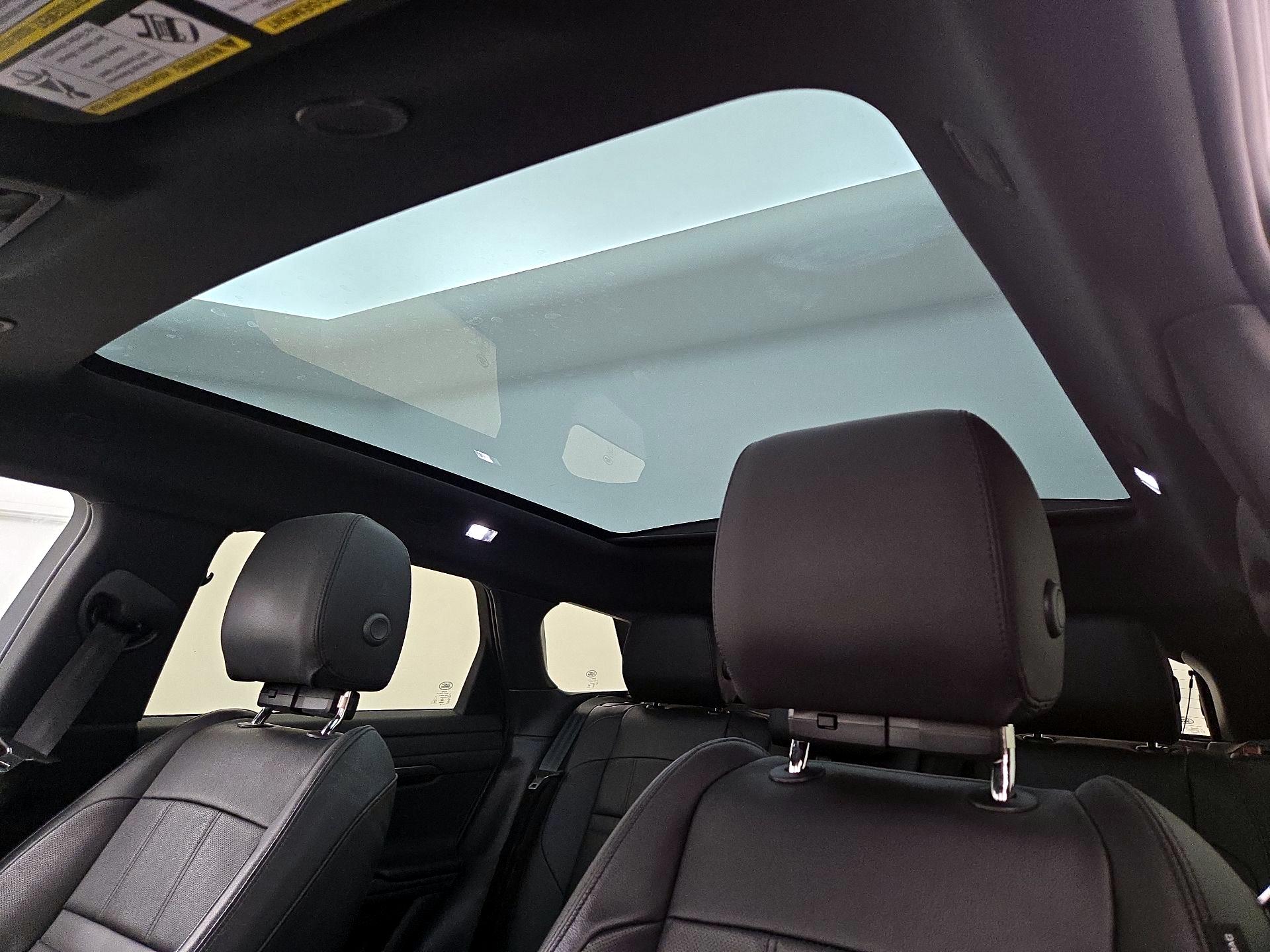 Thumbnail: 2023 Land Rover Range Rover Evoque - 20