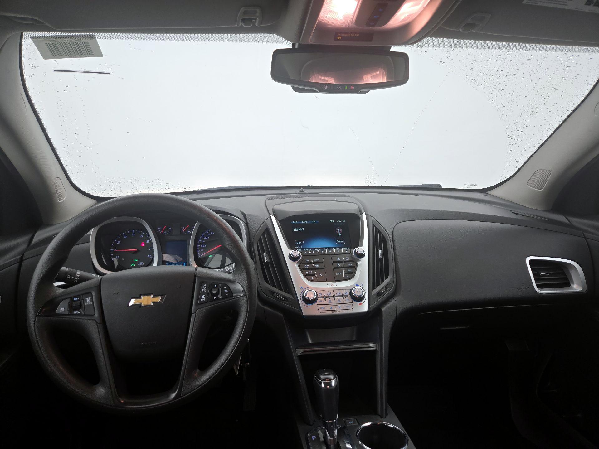 Thumbnail: 2017 Chevrolet Equinox - 9