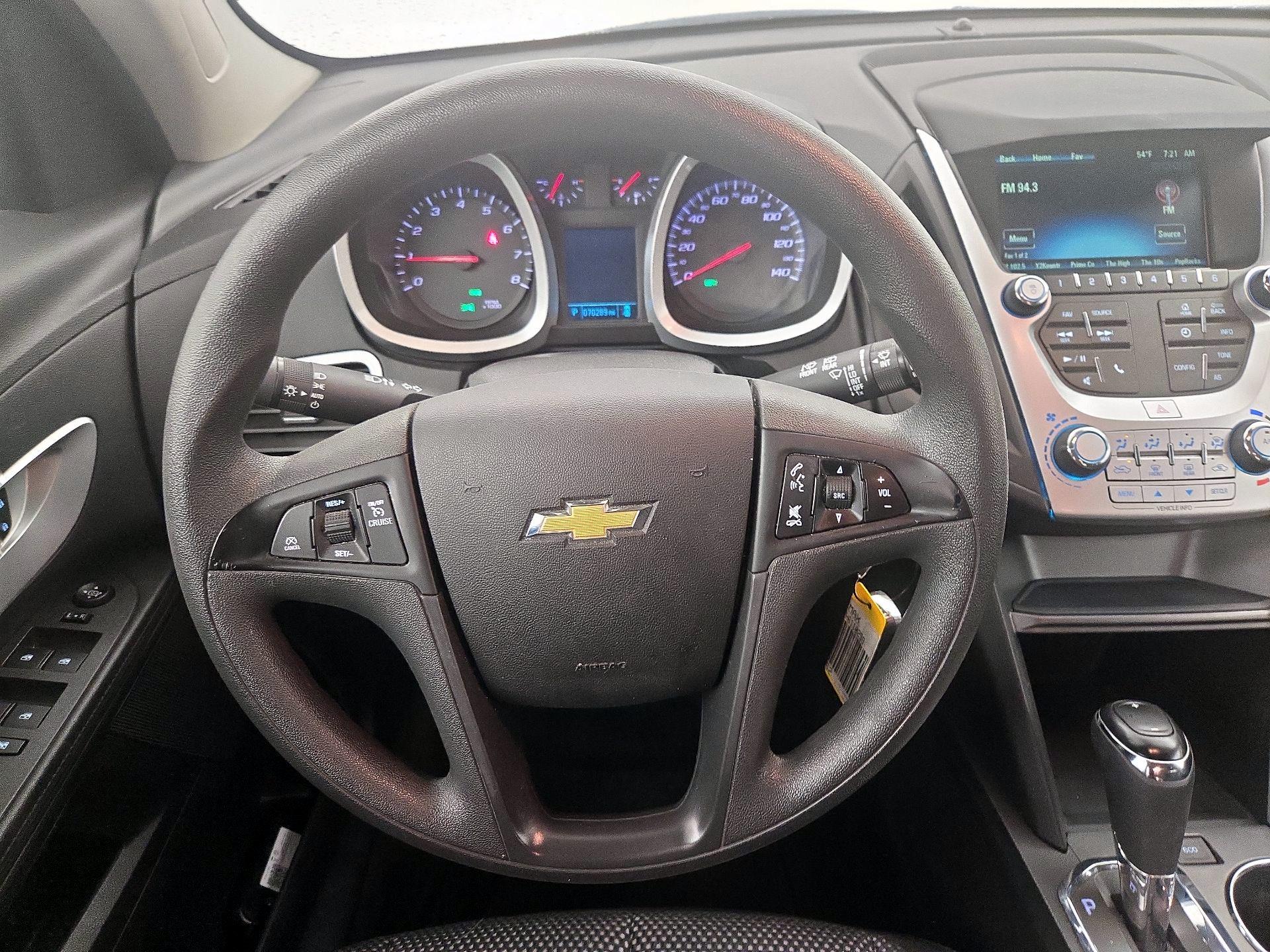 Thumbnail: 2017 Chevrolet Equinox - 10