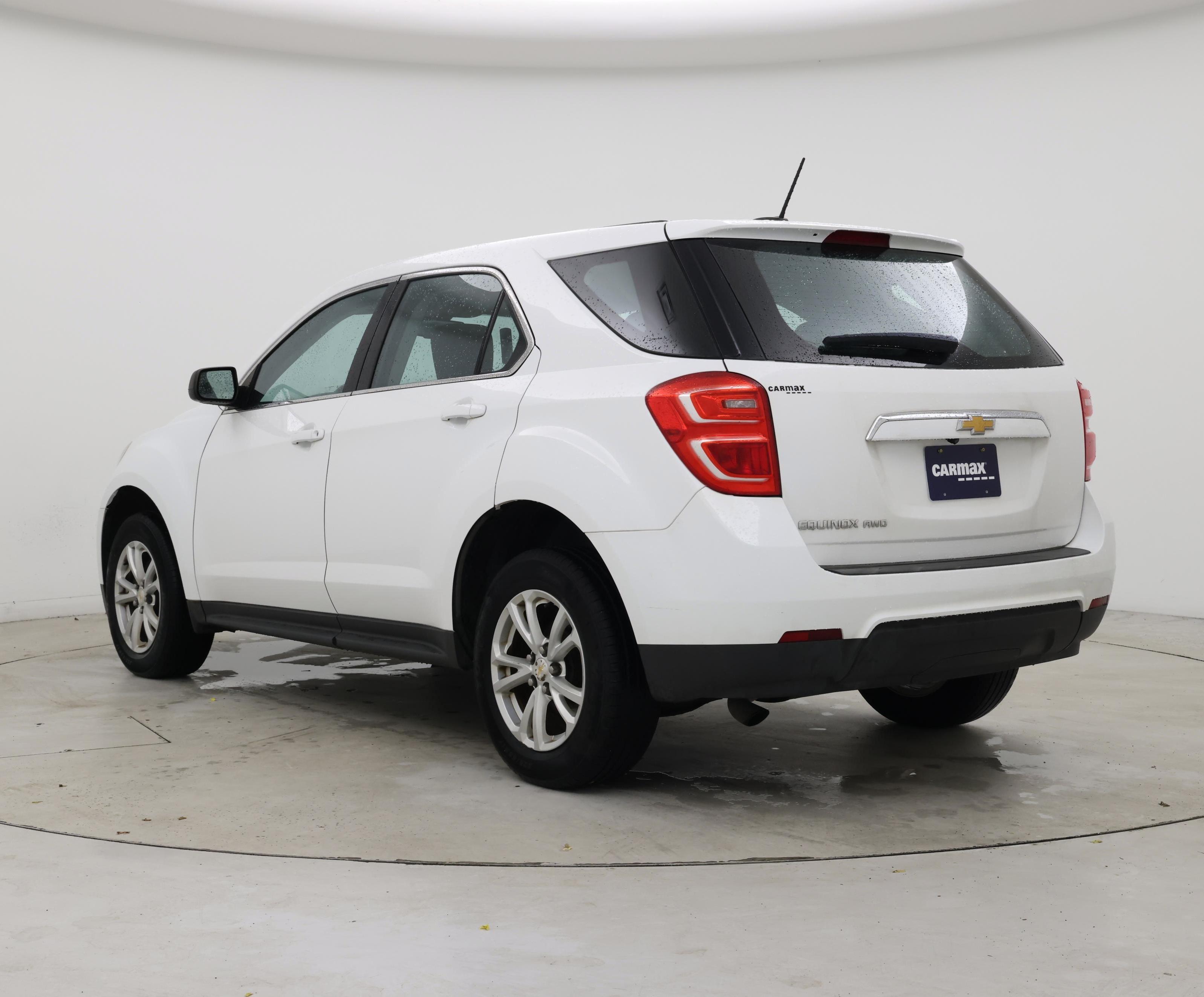 Thumbnail: 2017 Chevrolet Equinox - 2