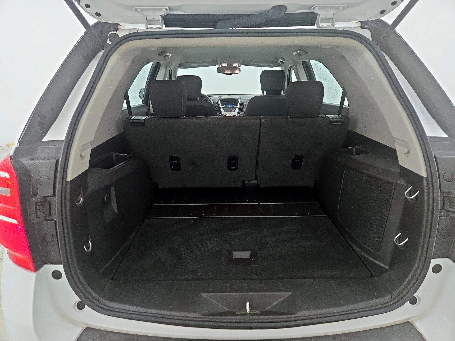 Thumbnail: 2017 Chevrolet Equinox - 20