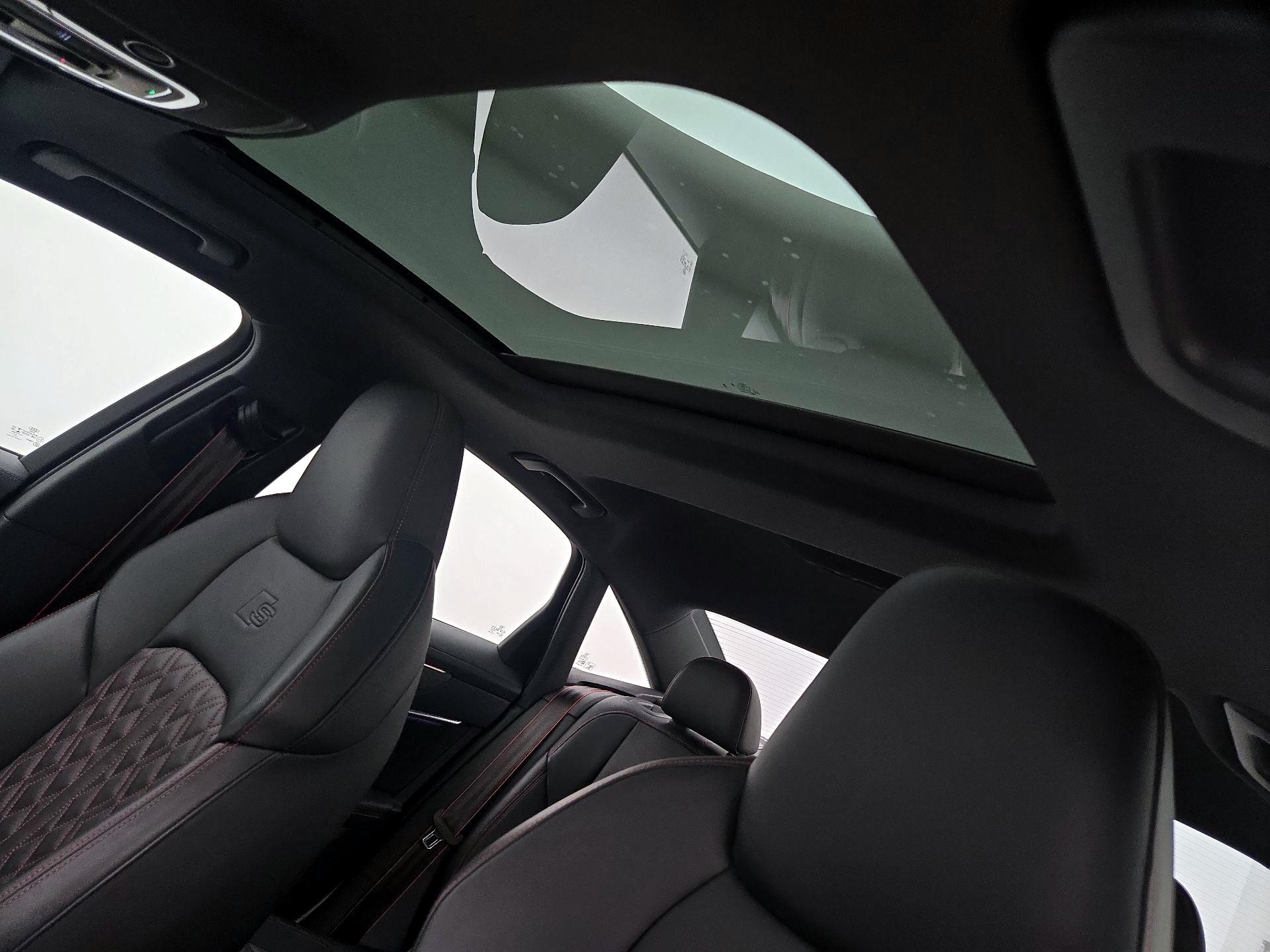 Thumbnail: 2023 Audi S6 - 20