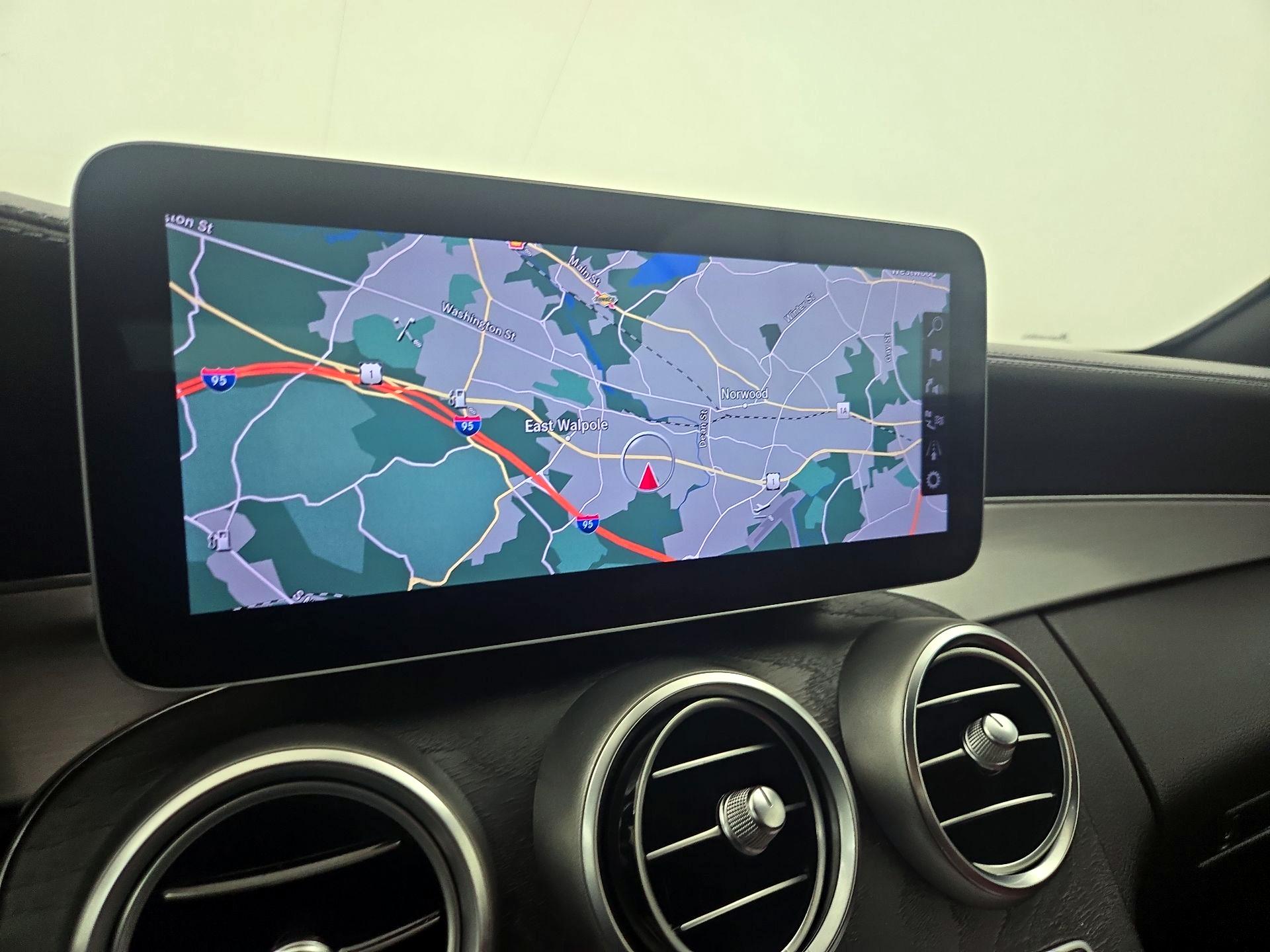 Thumbnail: 2019 Mercedes-Benz C-Class - 14