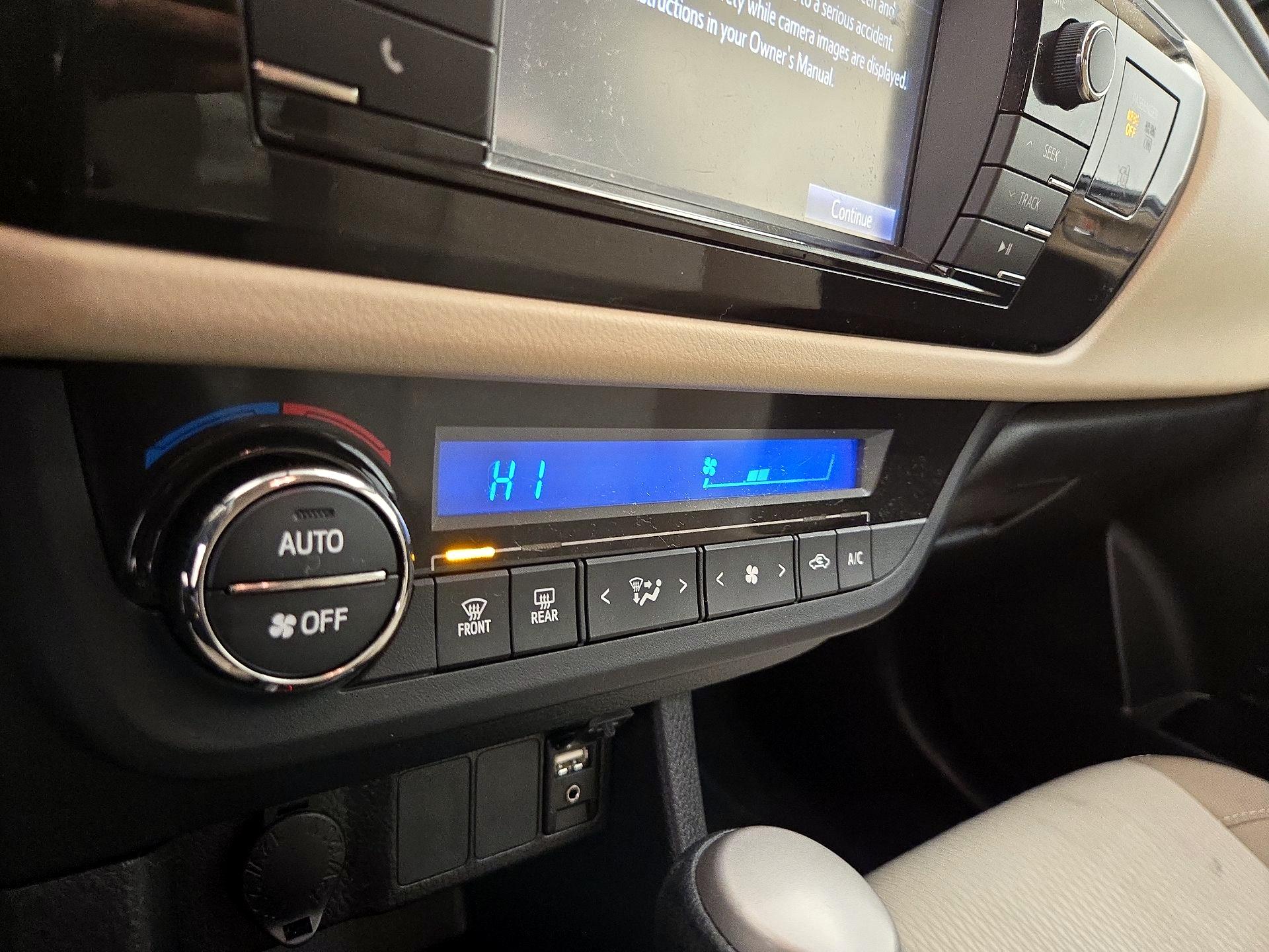 Thumbnail: 2016 Toyota Corolla - 16