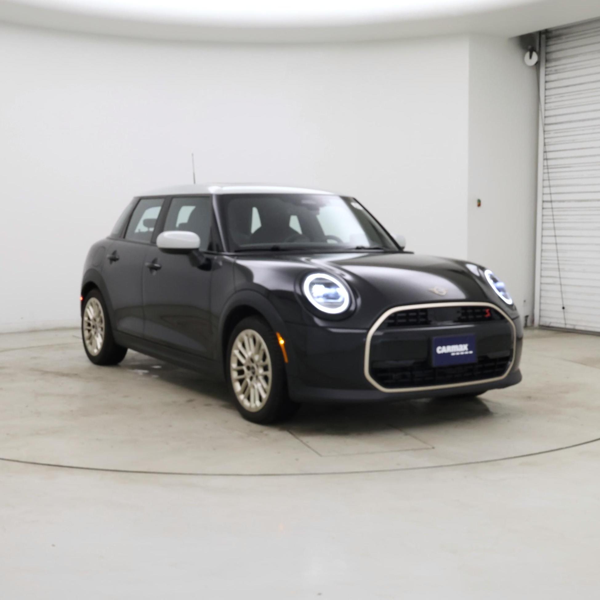 2025 MINI Cooper S Signature Trim 4-door Hatchback