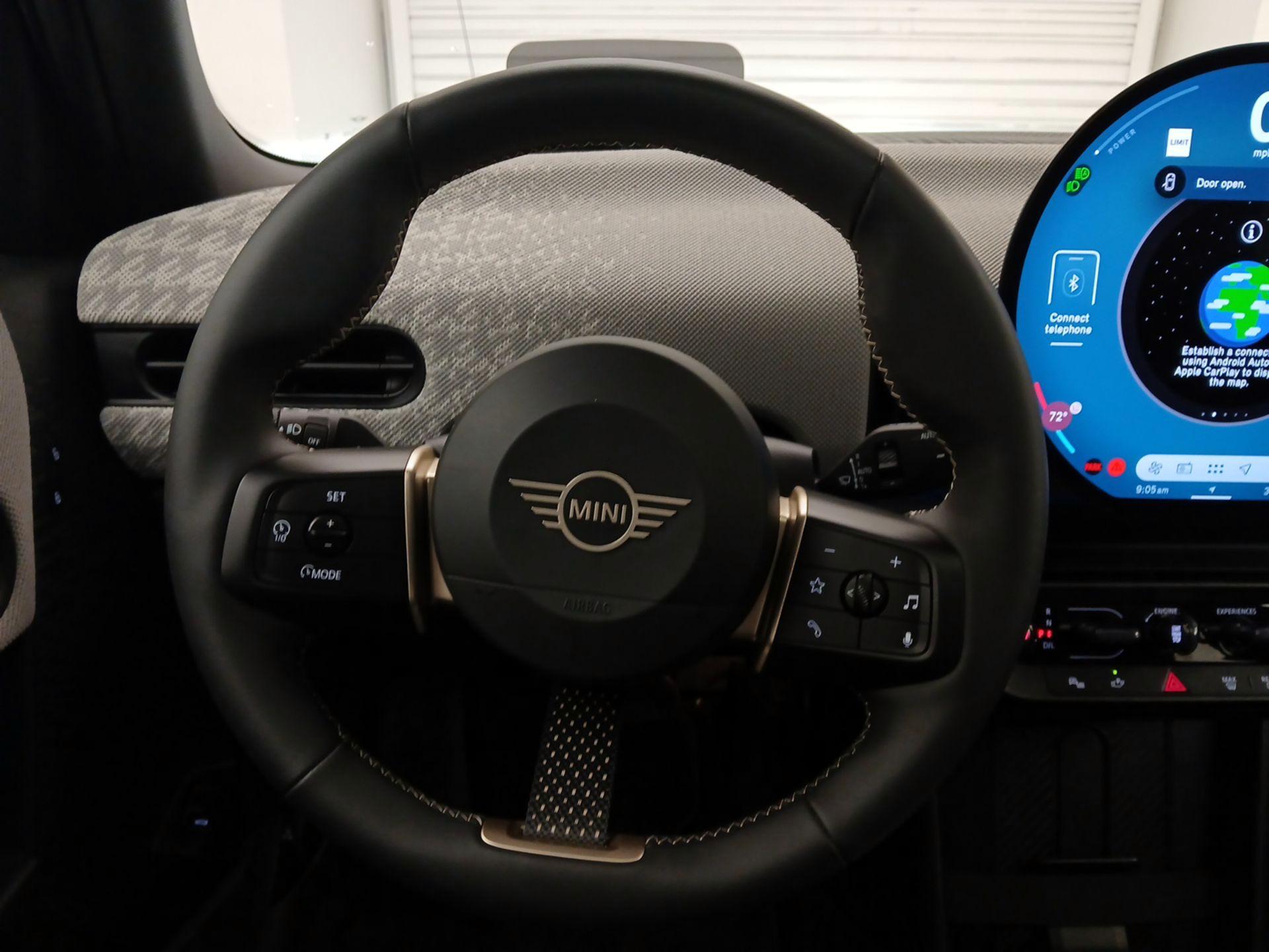 Thumbnail: 2025 MINI Cooper Hardtop - 10