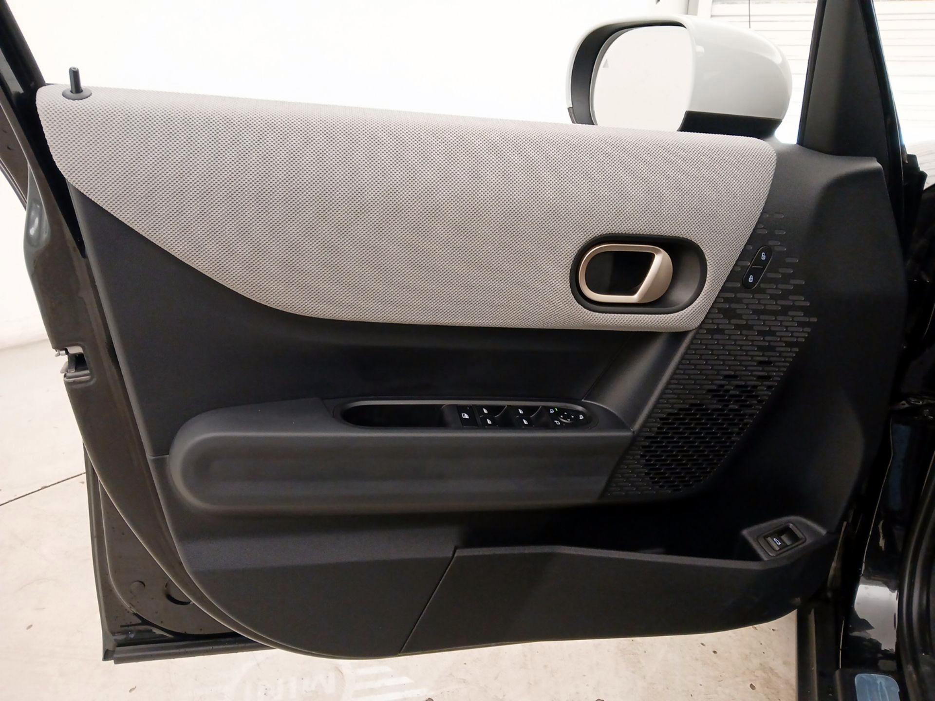 Thumbnail: 2025 MINI Cooper Hardtop - 12