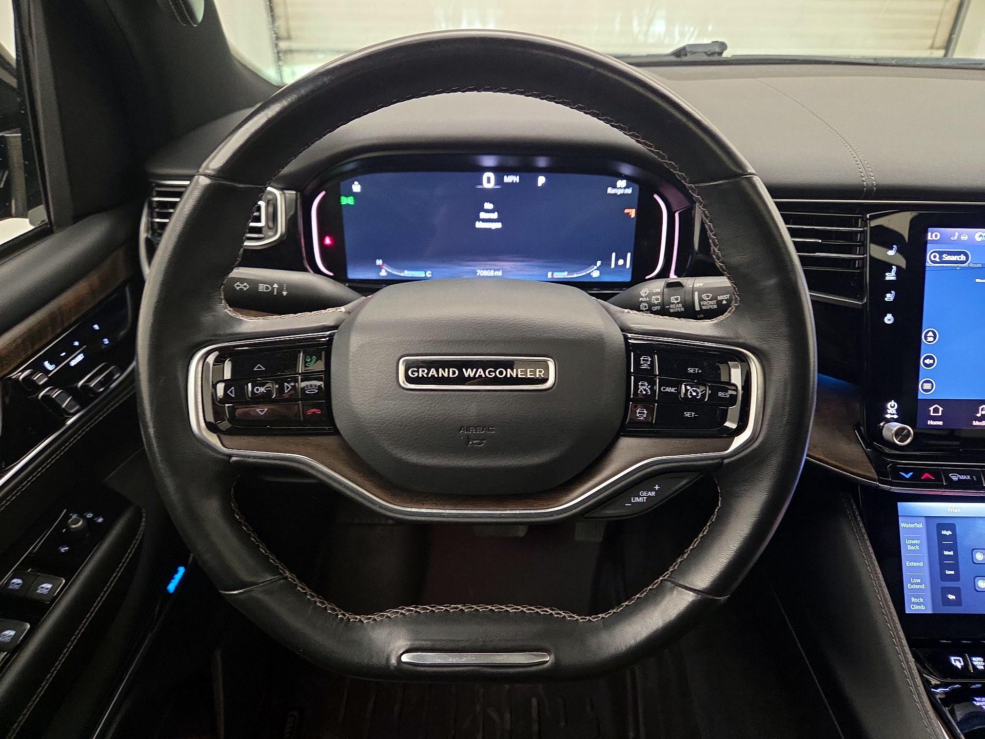 Thumbnail: 2022 Jeep Grand Wagoneer - 10