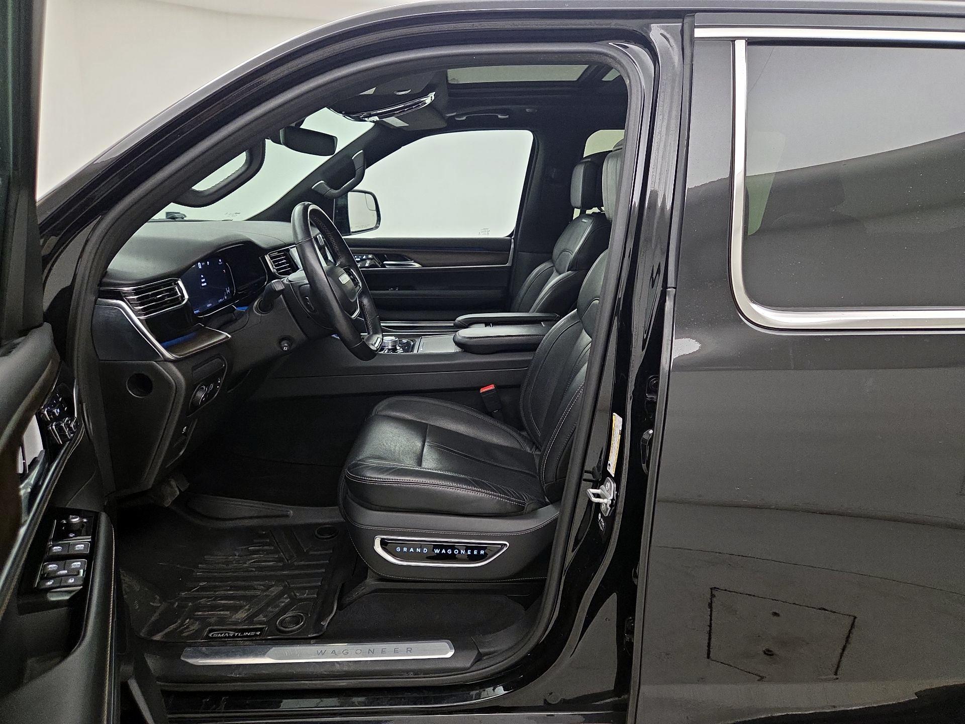 Thumbnail: 2022 Jeep Grand Wagoneer - 11