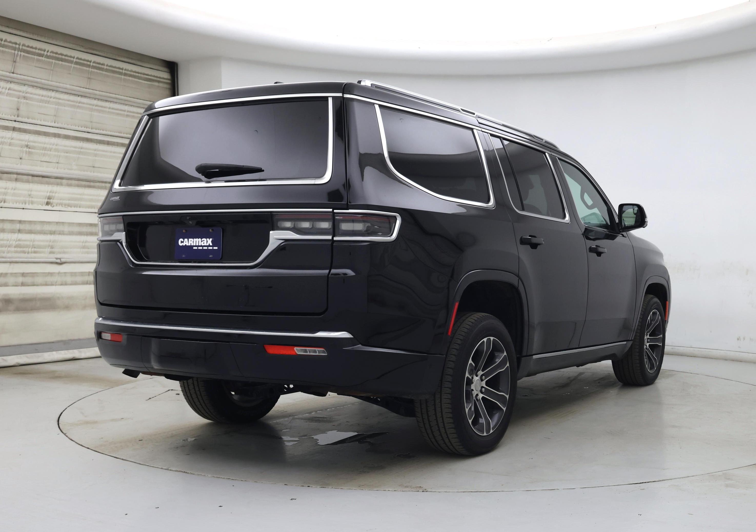 Thumbnail: 2022 Jeep Grand Wagoneer - 8