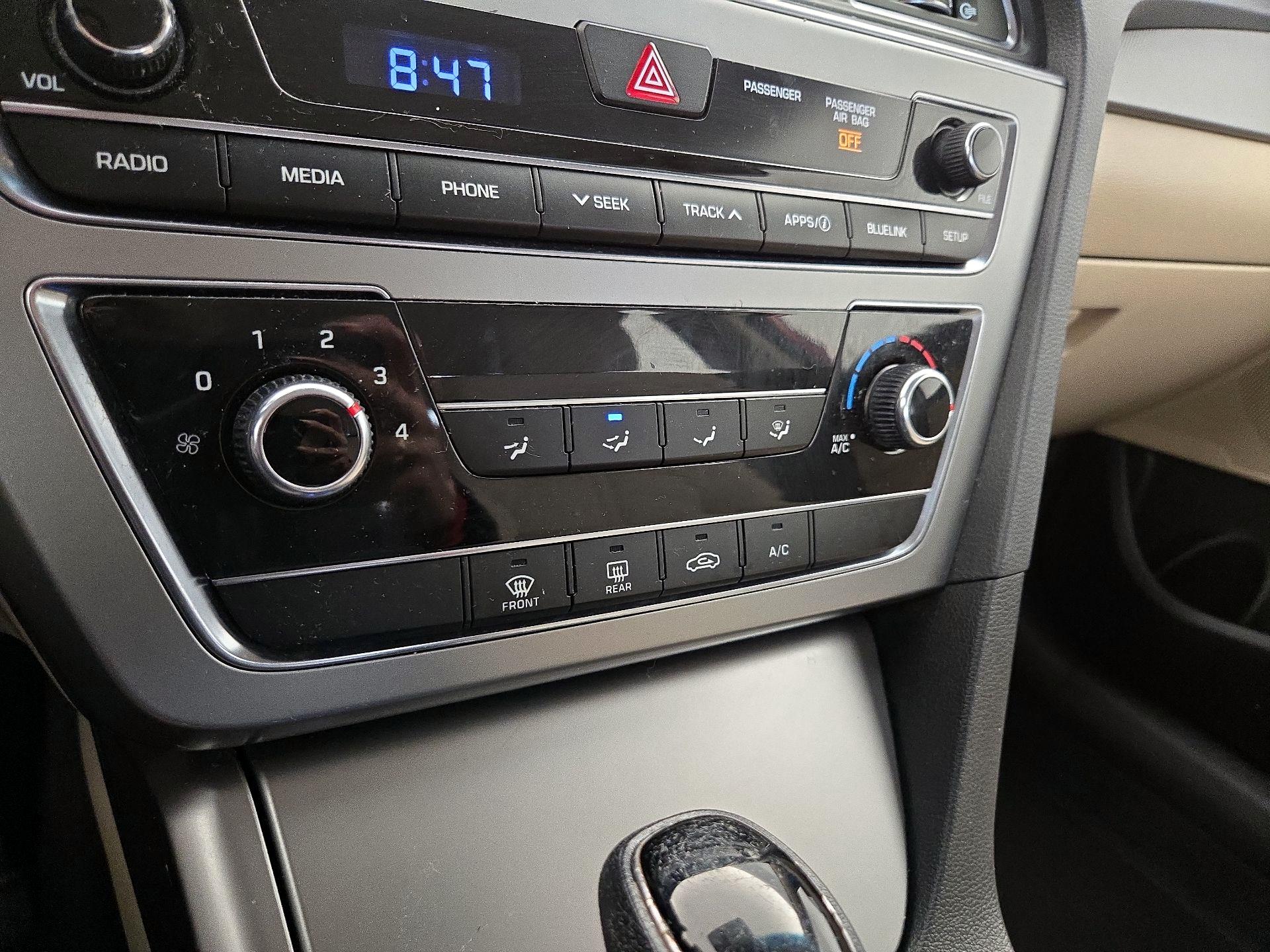Thumbnail: 2016 Hyundai Sonata - 16