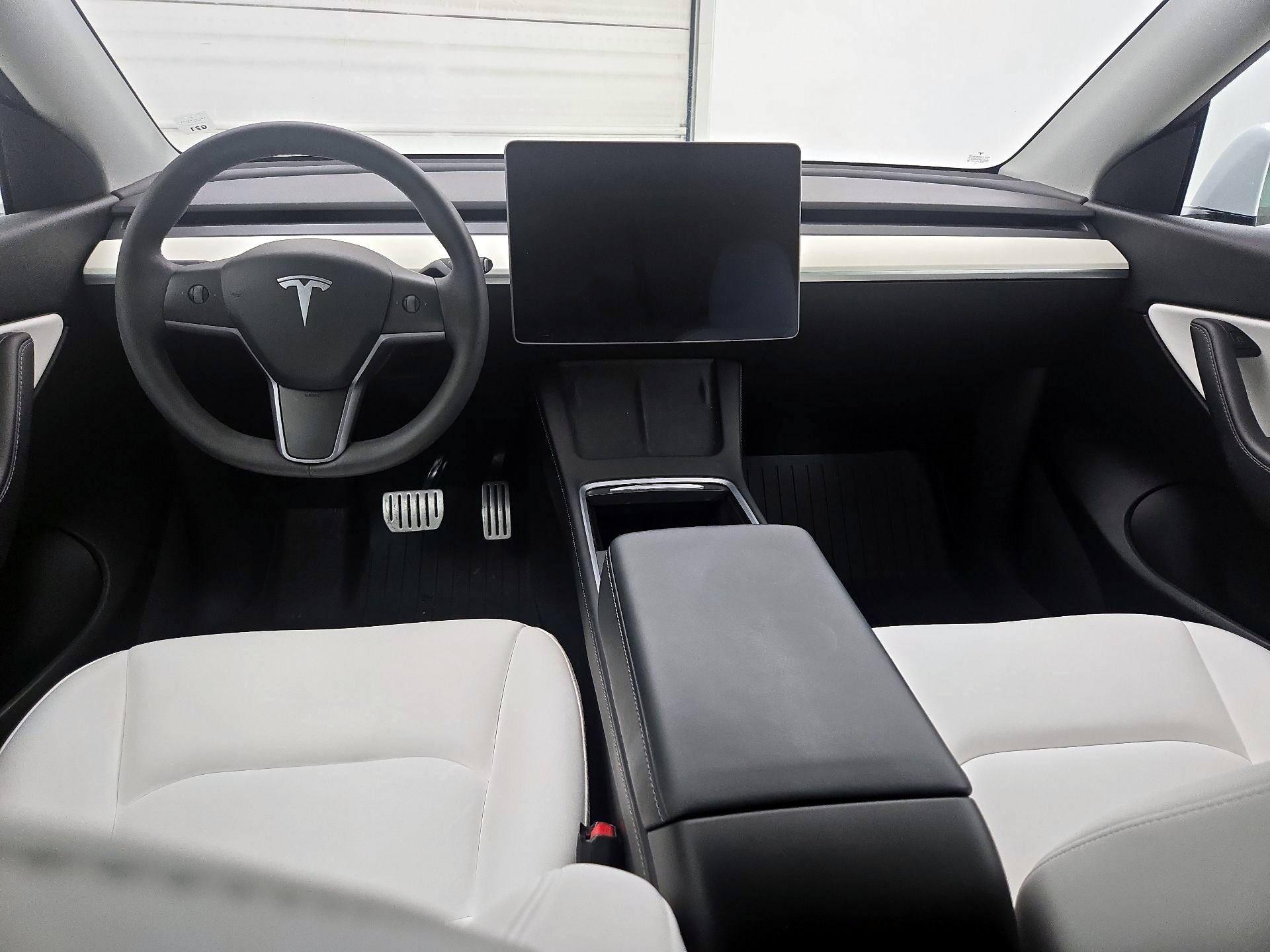 Thumbnail: 2022 Tesla Model Y - 9