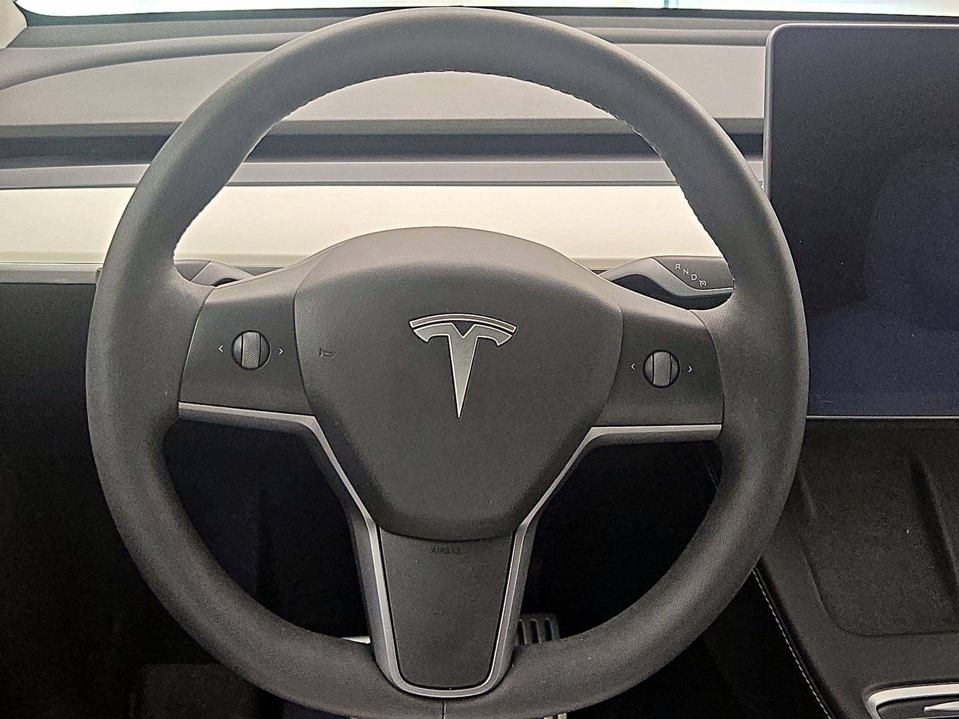 Thumbnail: 2022 Tesla Model Y - 10