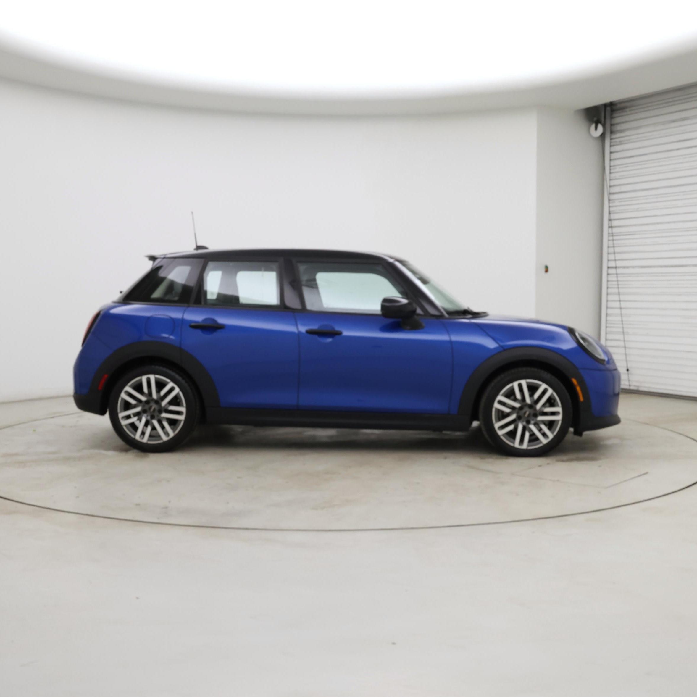 Thumbnail: 2025 MINI Cooper Hardtop - 7