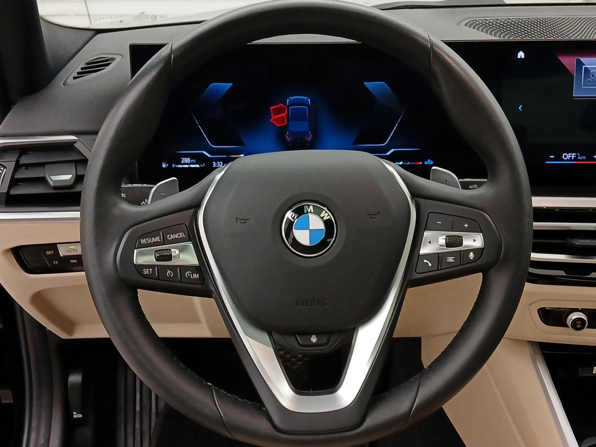 Thumbnail: 2023 BMW 3 Series - 10