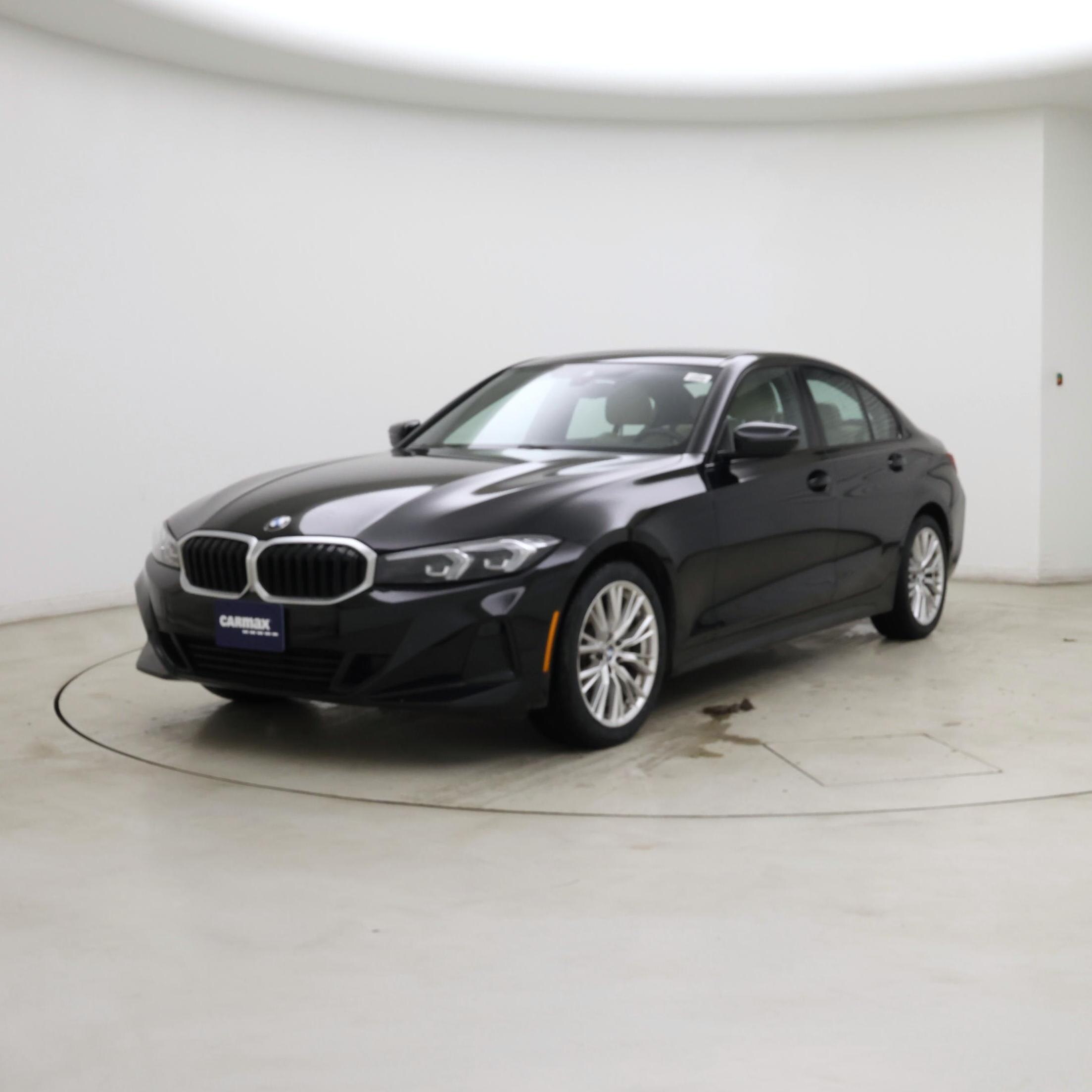 Thumbnail: 2023 BMW 3 Series - 4