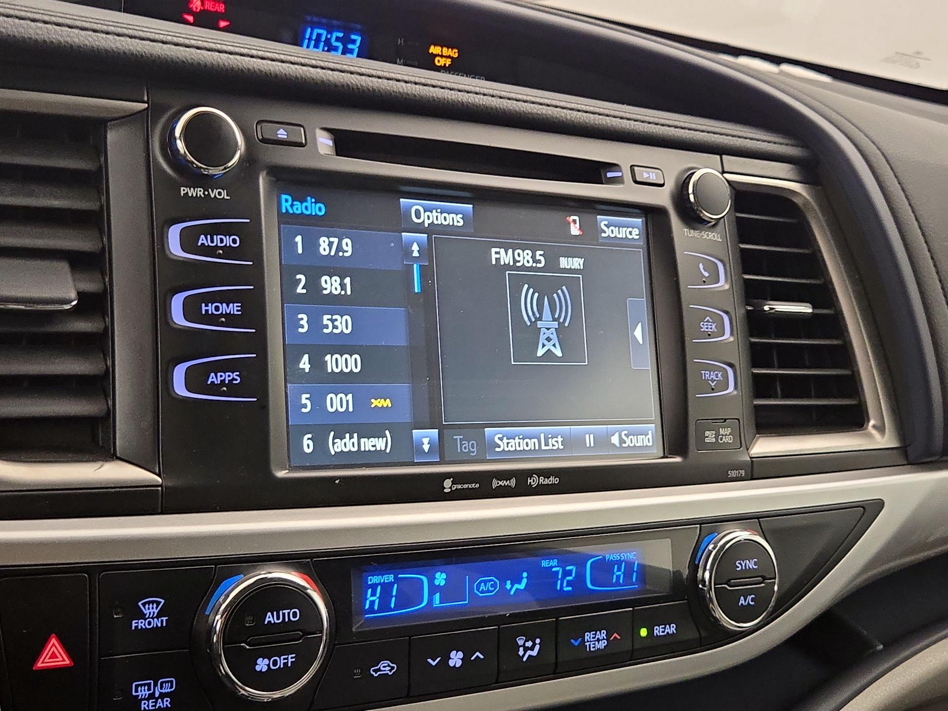 Thumbnail: 2017 Toyota Highlander - 16