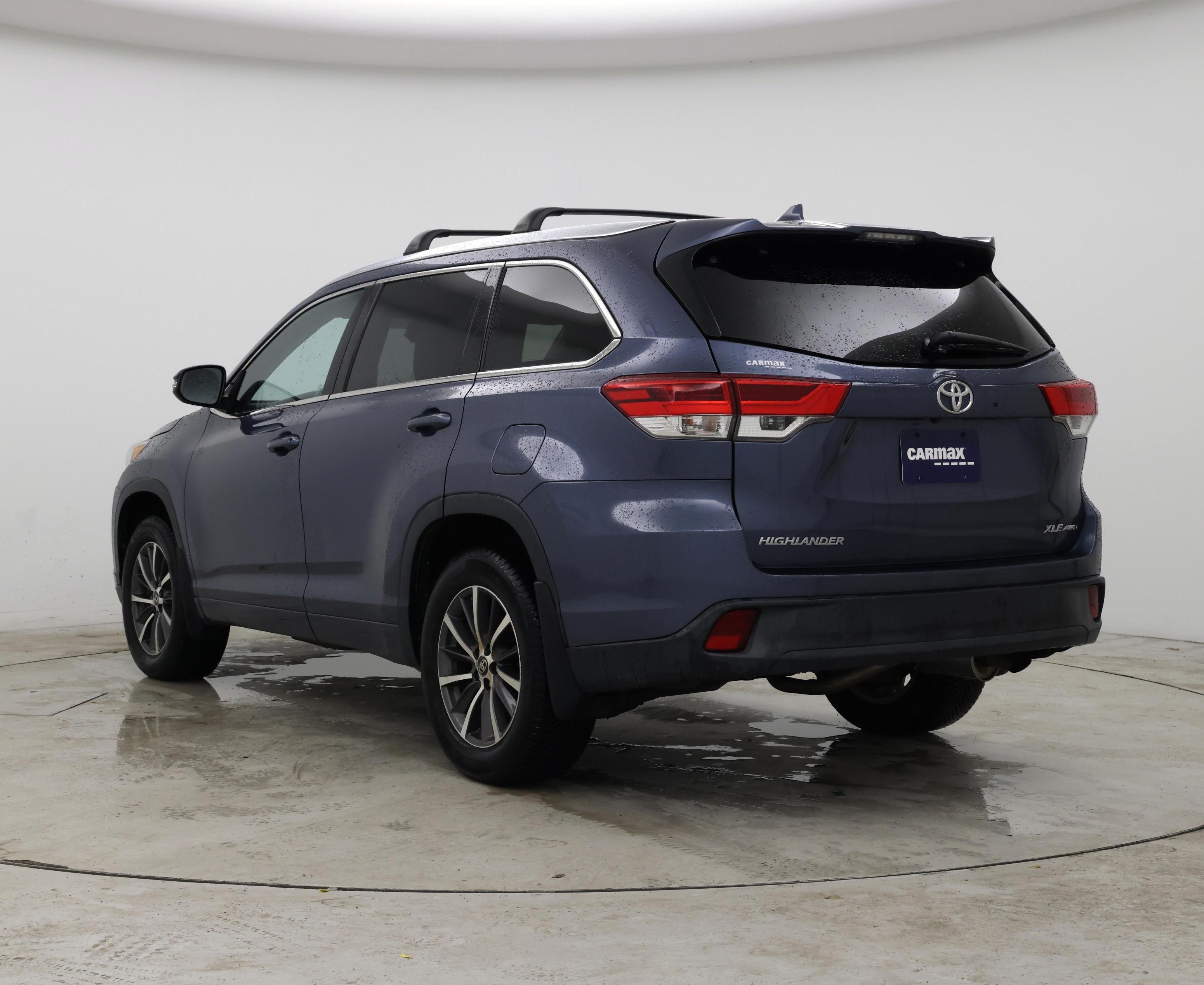 Thumbnail: 2017 Toyota Highlander - 2