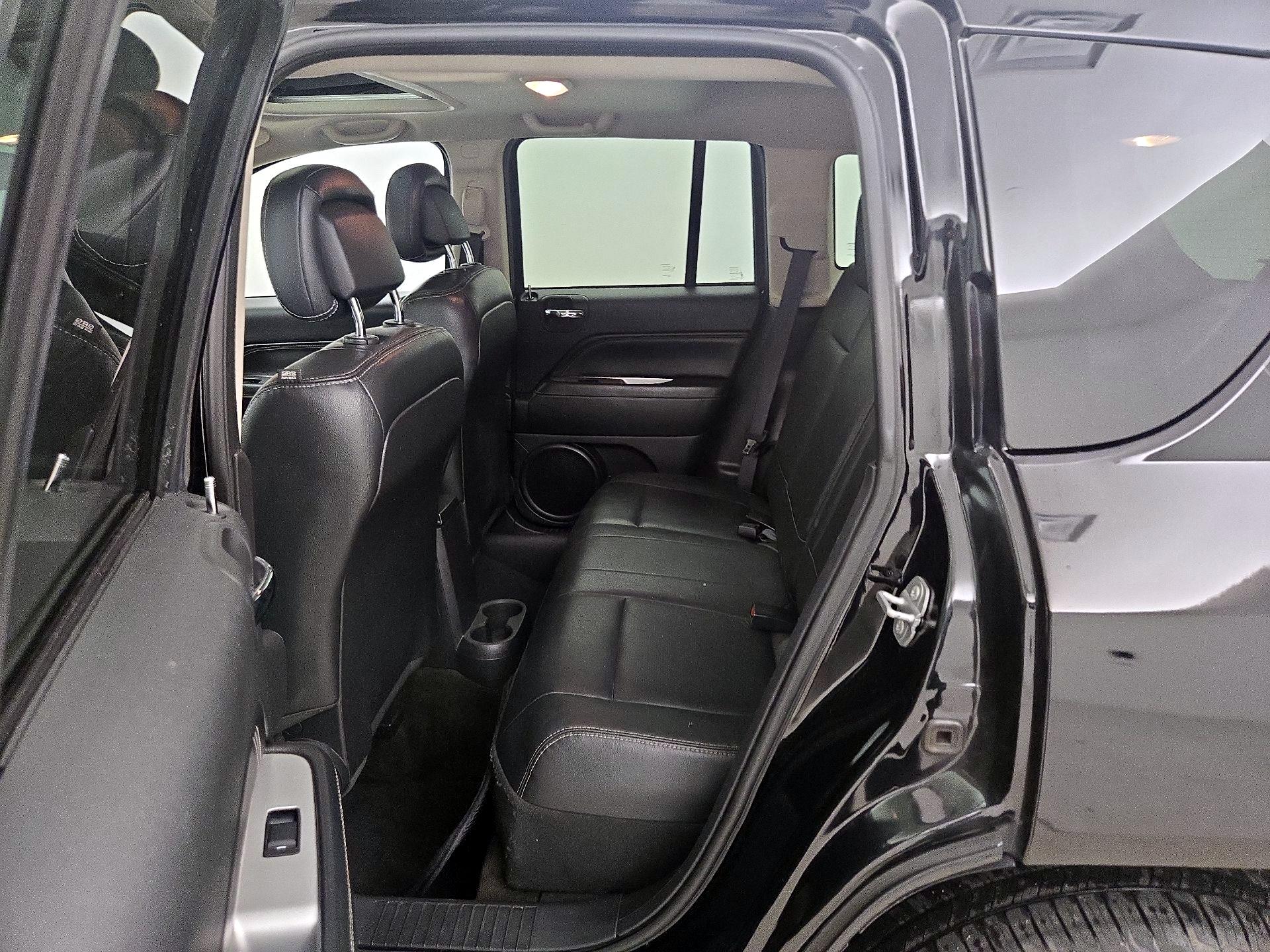 Thumbnail: 2017 Jeep Compass - 18