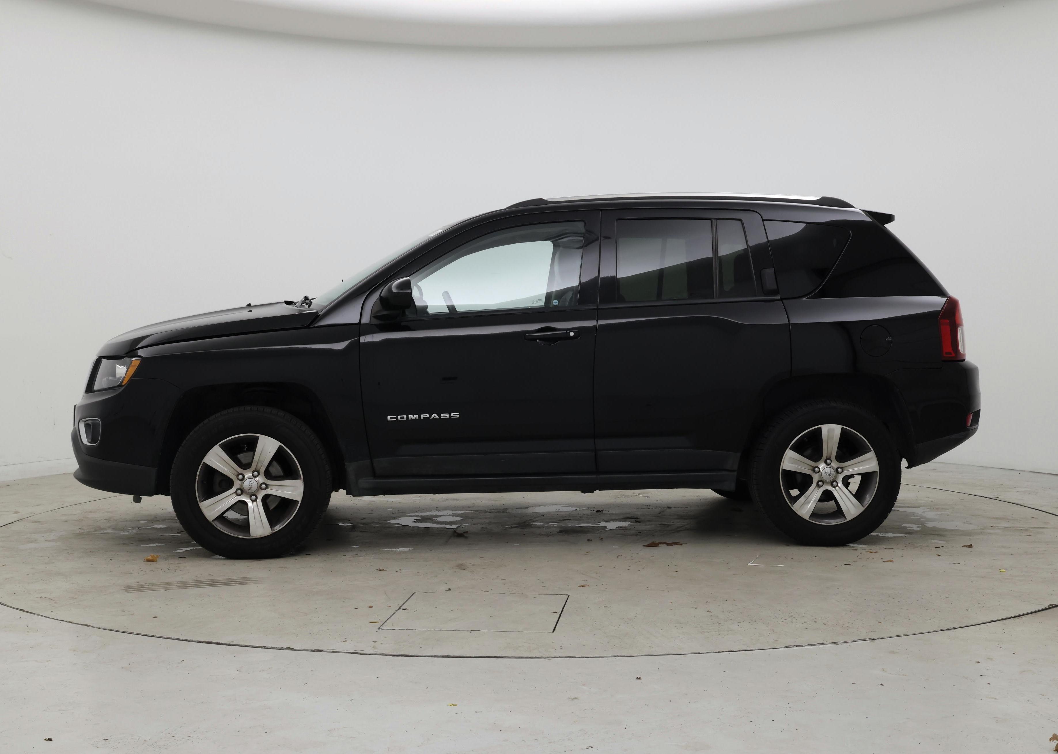 Thumbnail: 2017 Jeep Compass - 3