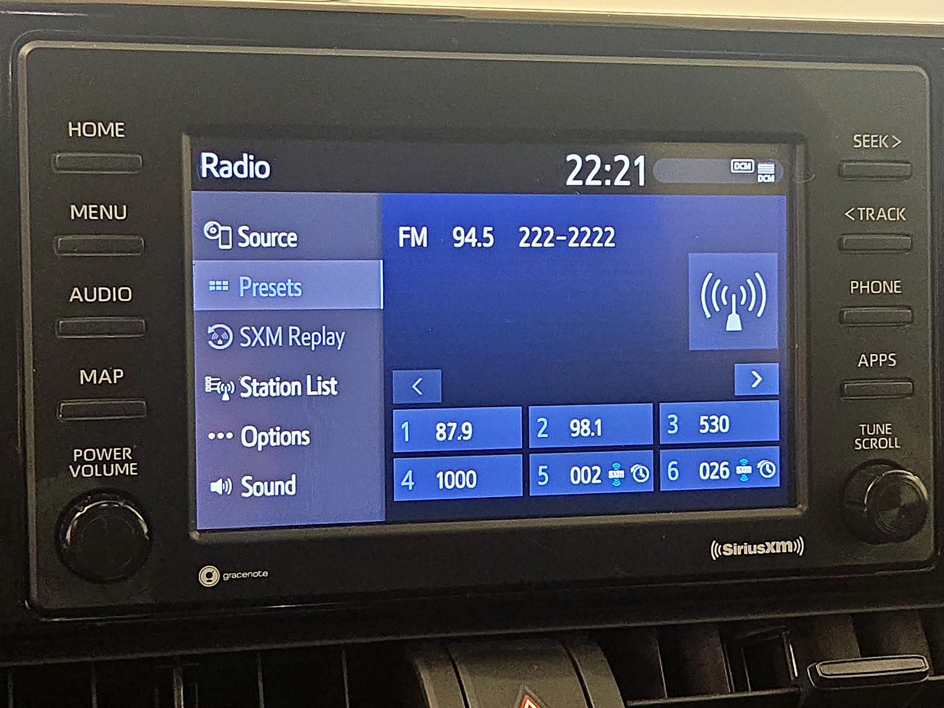 Thumbnail: 2022 Toyota RAV4 - 15