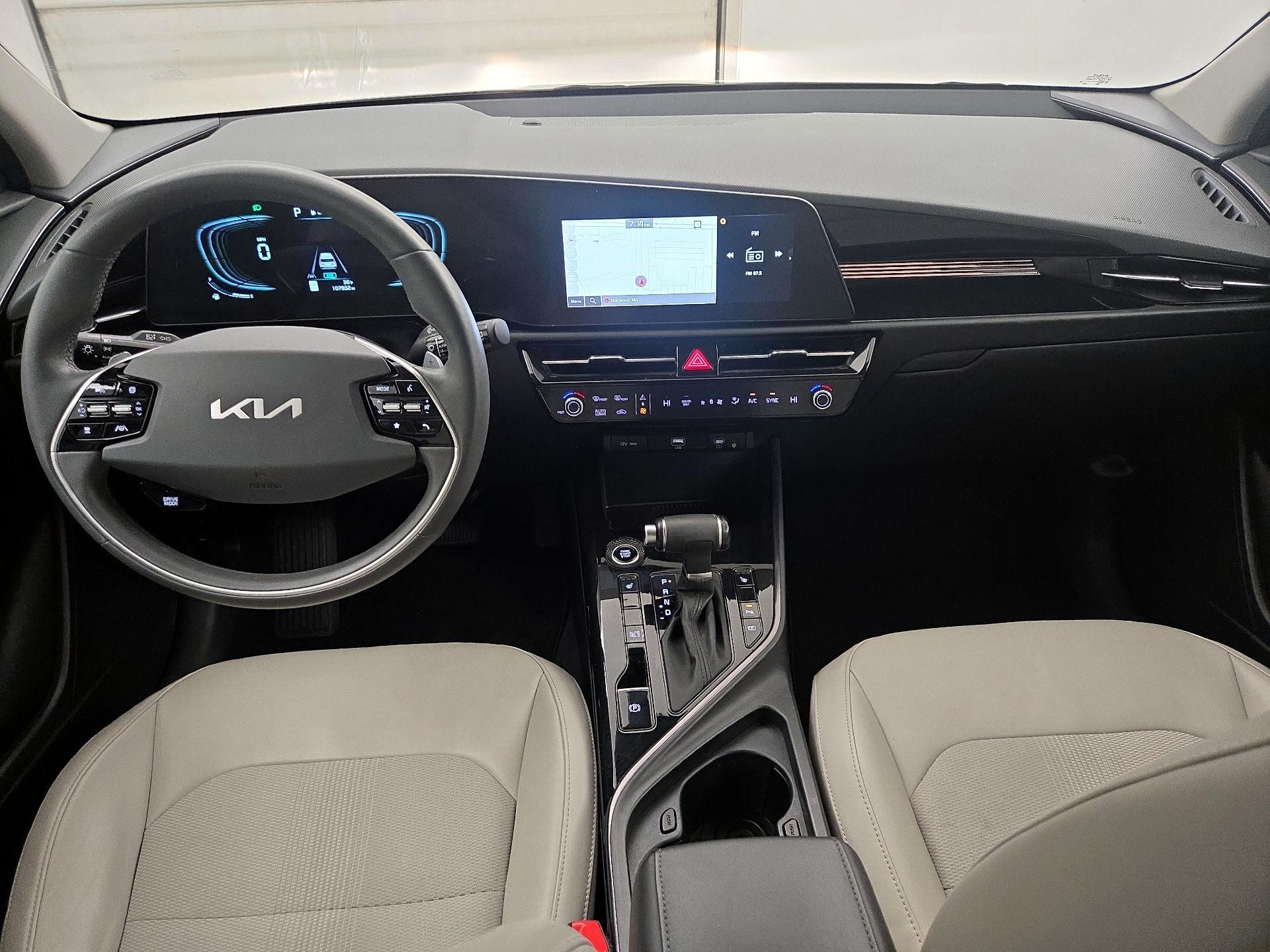 Thumbnail: 2023 Kia Niro - 9