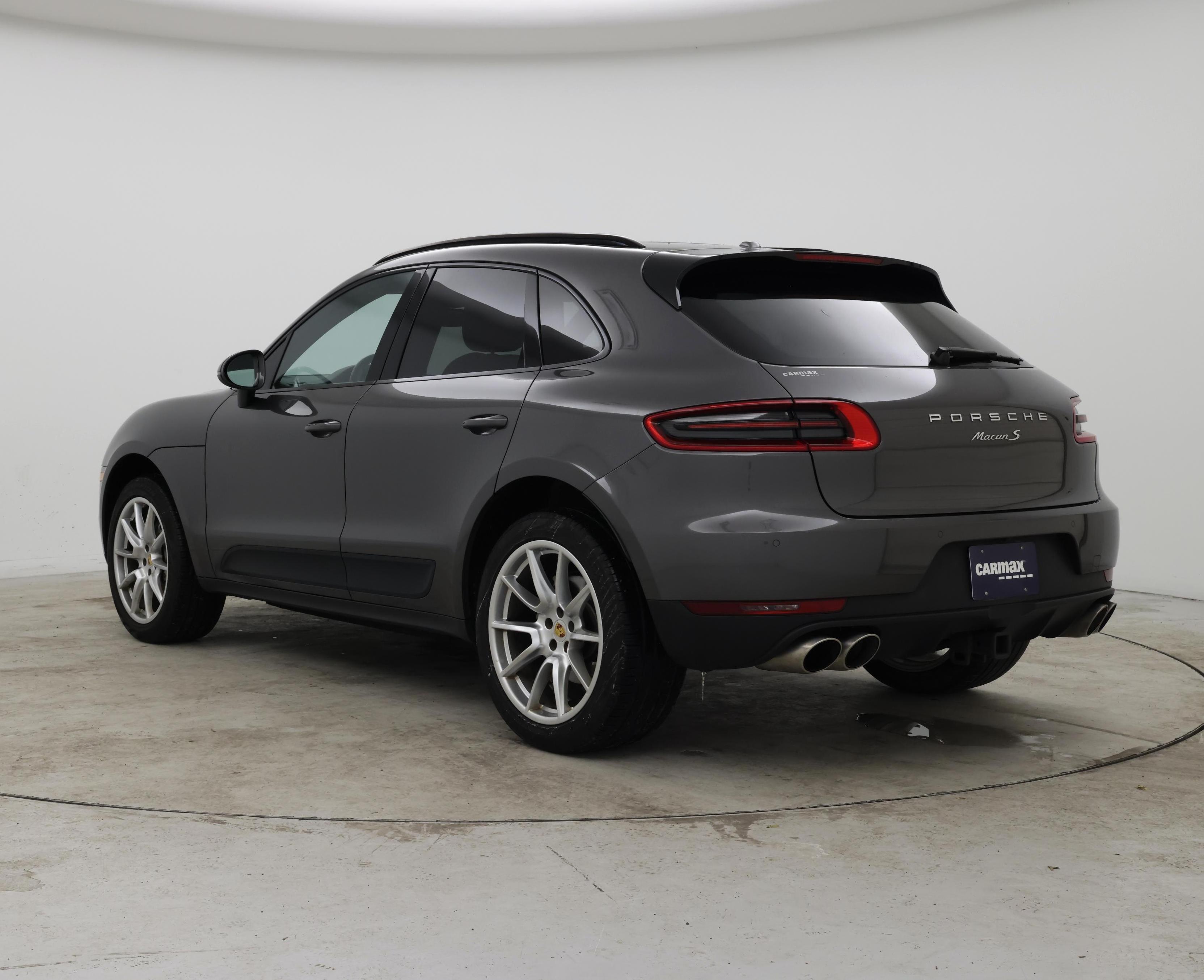 Thumbnail: 2018 Porsche Macan - 2