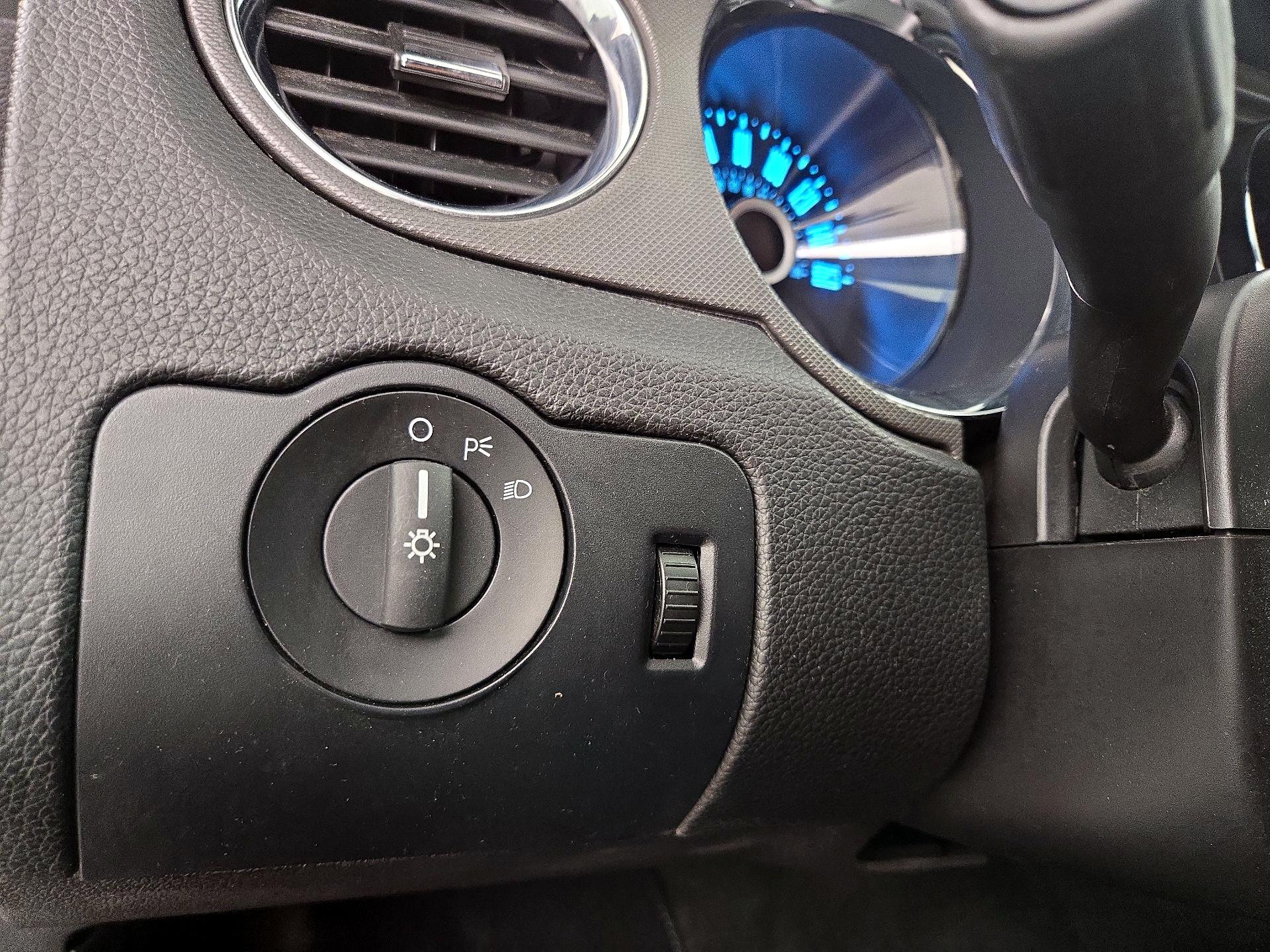 Thumbnail: 2014 Ford Mustang - 13