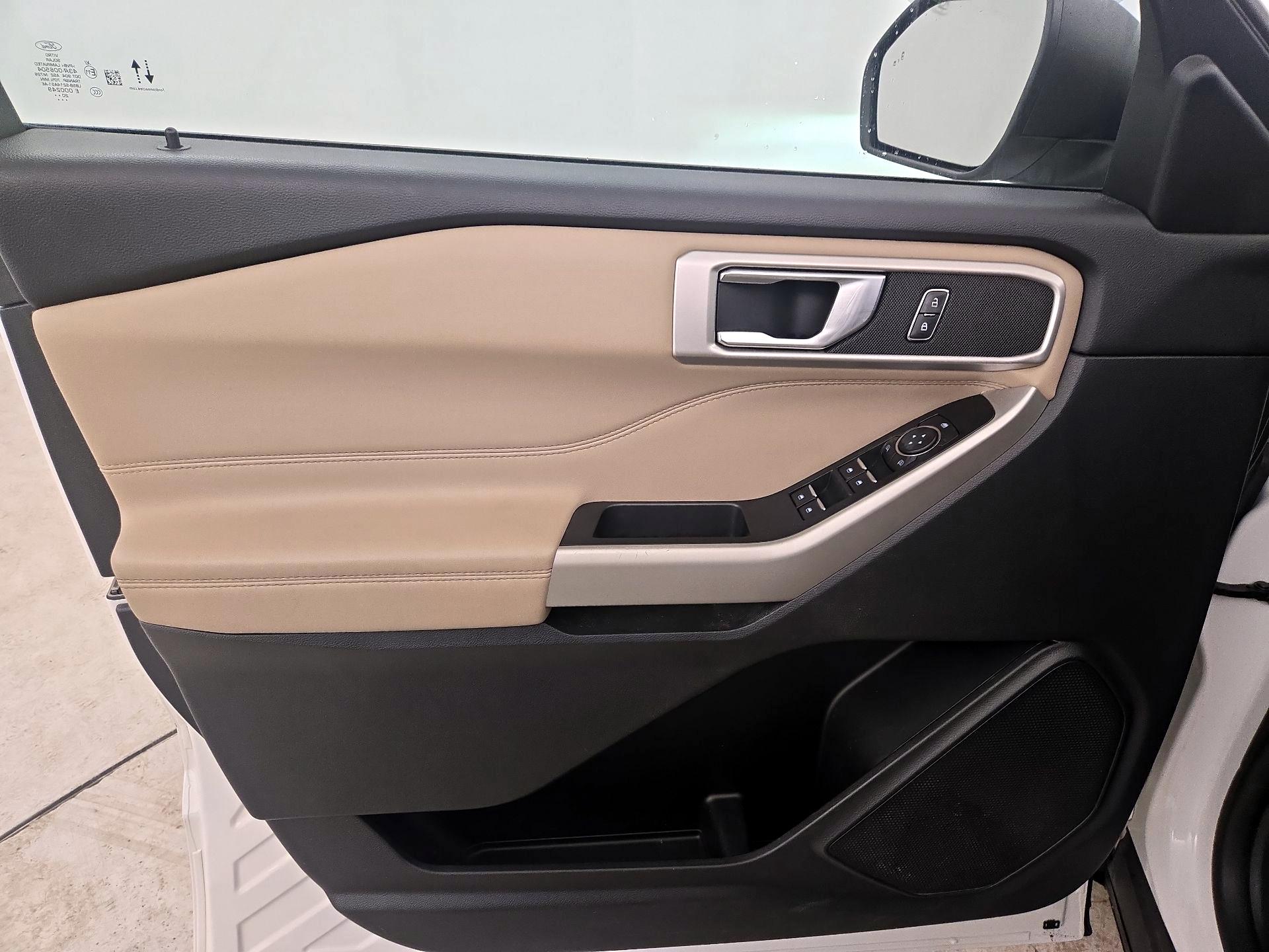 Thumbnail: 2021 Ford Explorer - 12