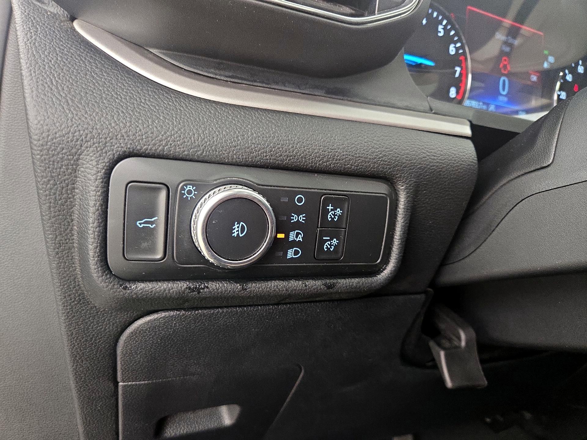 Thumbnail: 2021 Ford Explorer - 13