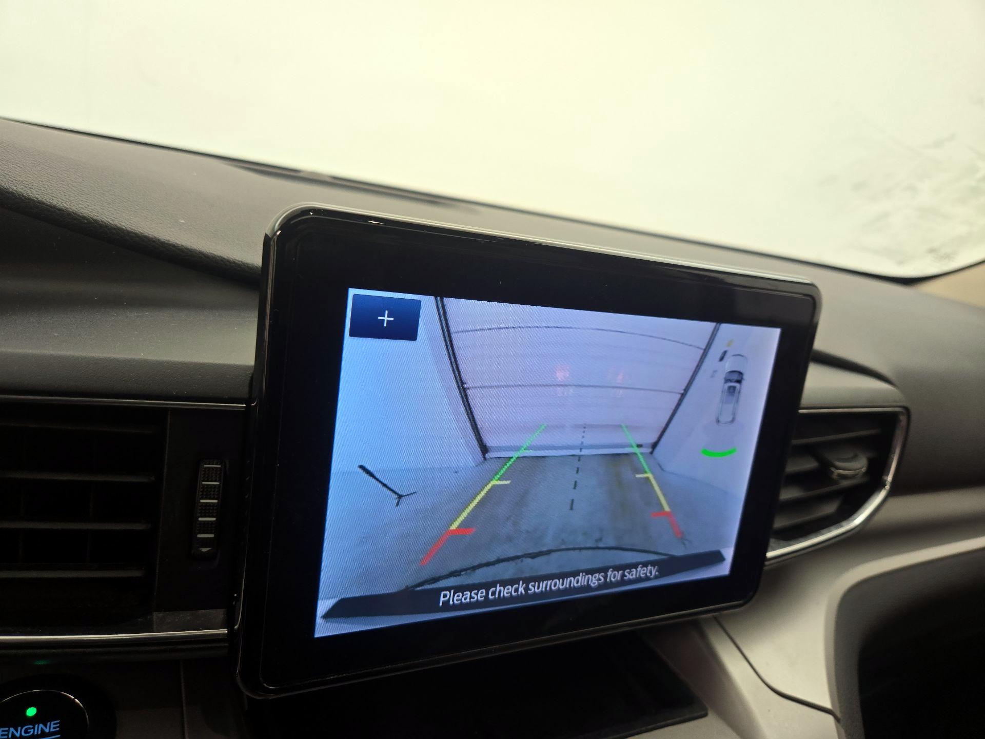 Thumbnail: 2021 Ford Explorer - 14