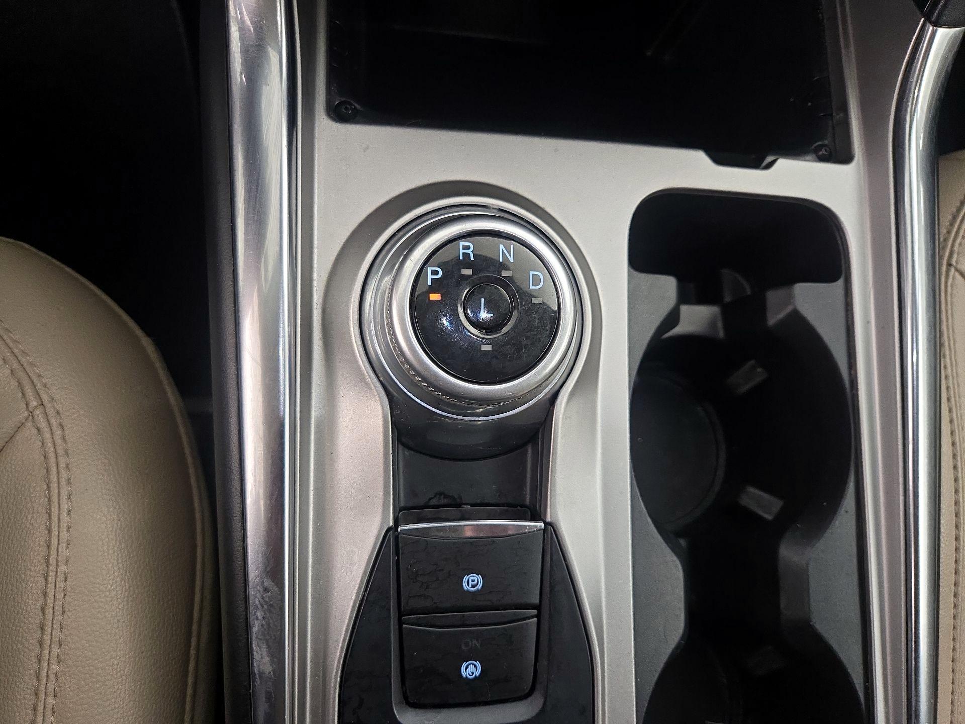 Thumbnail: 2021 Ford Explorer - 17