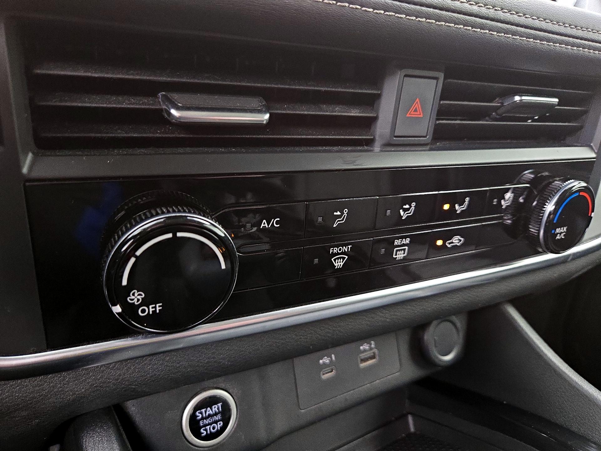 Thumbnail: 2021 Nissan Rogue - 16