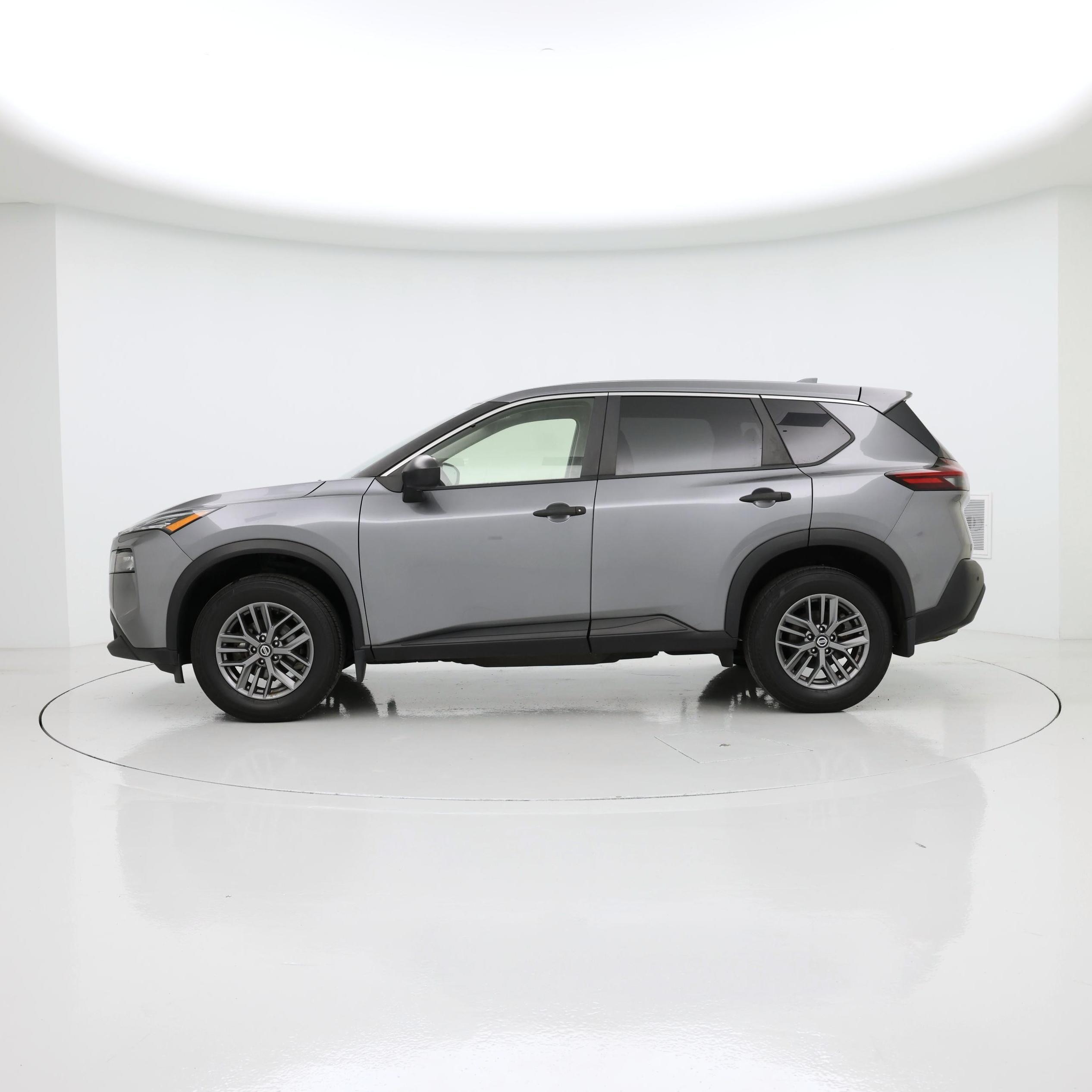 Thumbnail: 2021 Nissan Rogue - 3