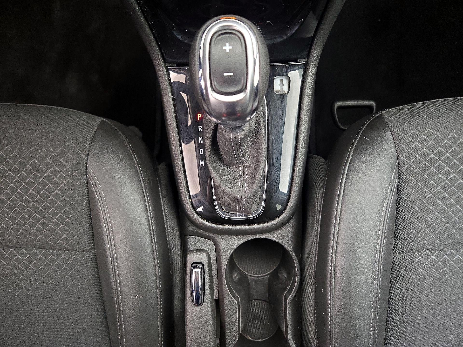 Thumbnail: 2021 Buick Encore - 17