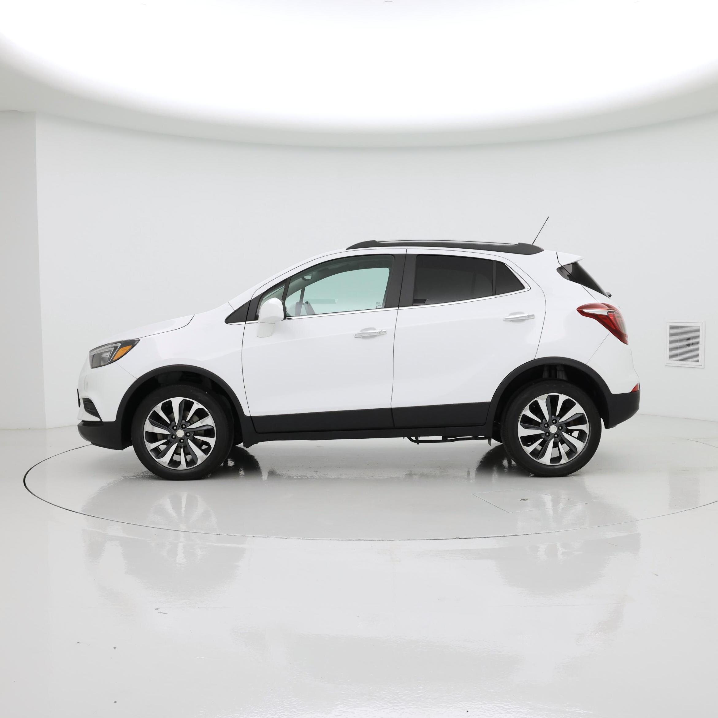 Thumbnail: 2021 Buick Encore - 3