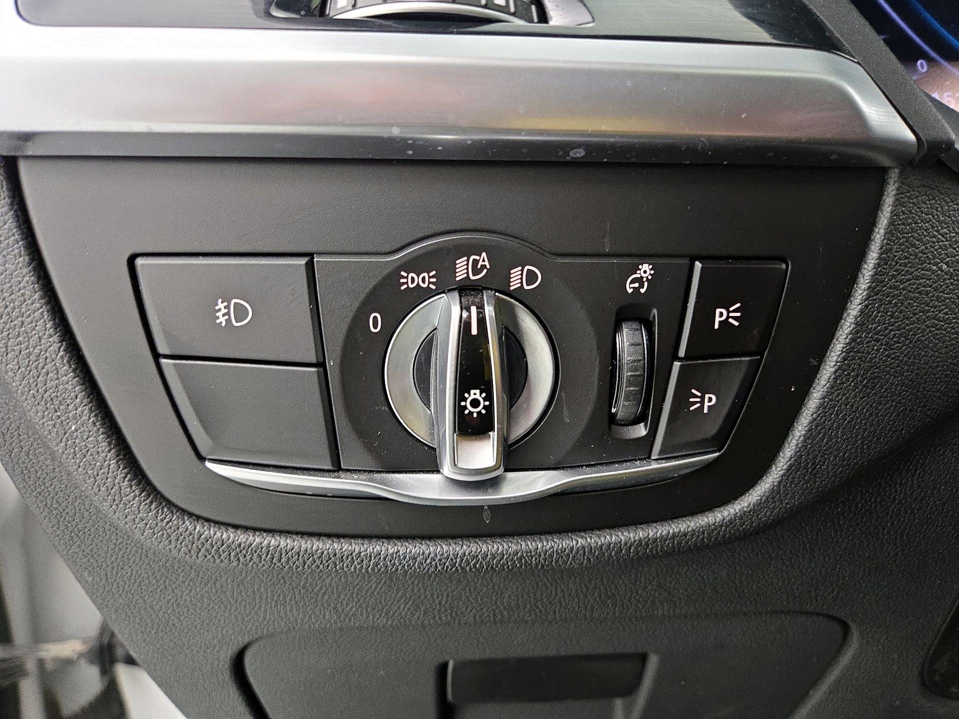 Thumbnail: 2021 BMW X3 - 13