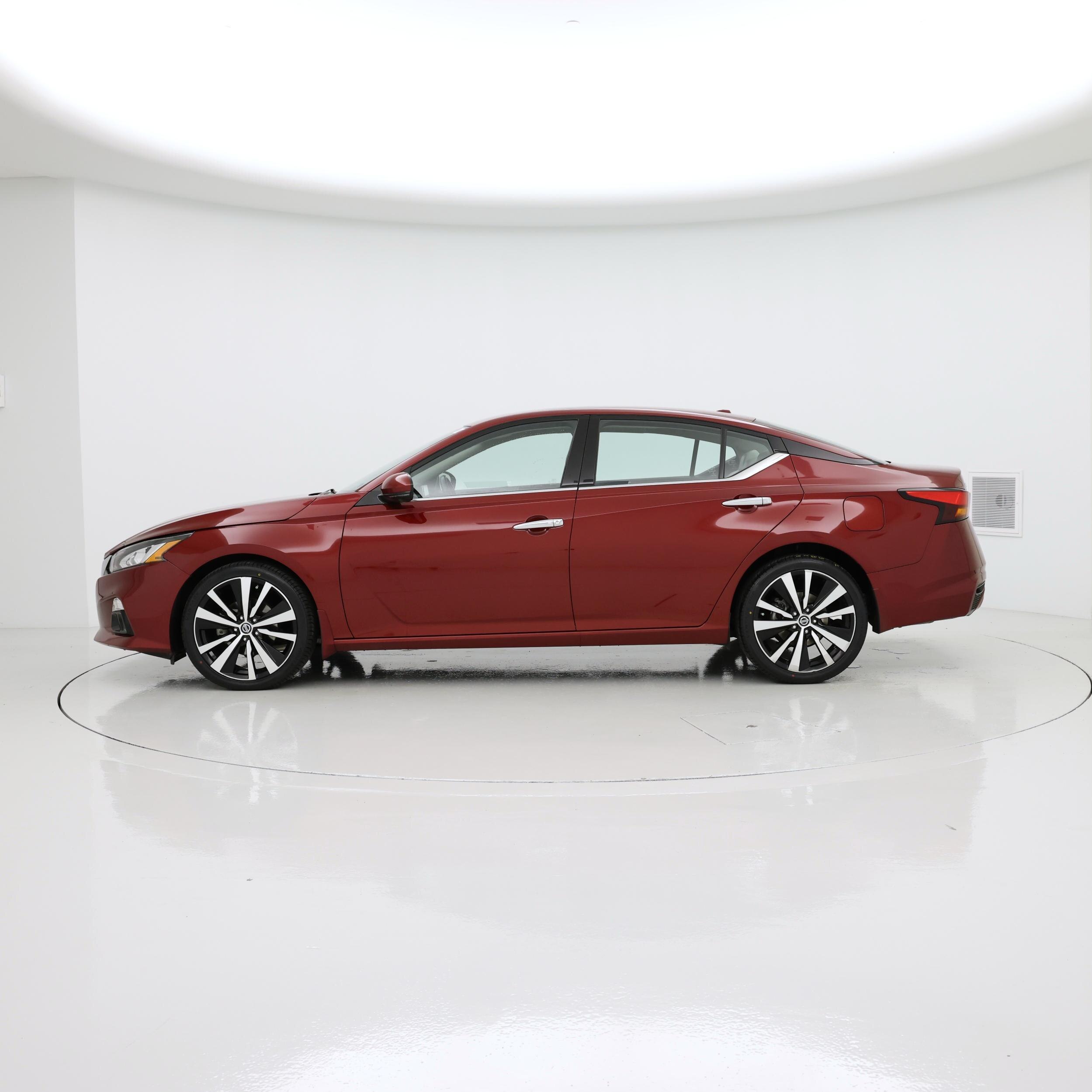 Thumbnail: 2021 Nissan Altima - 3