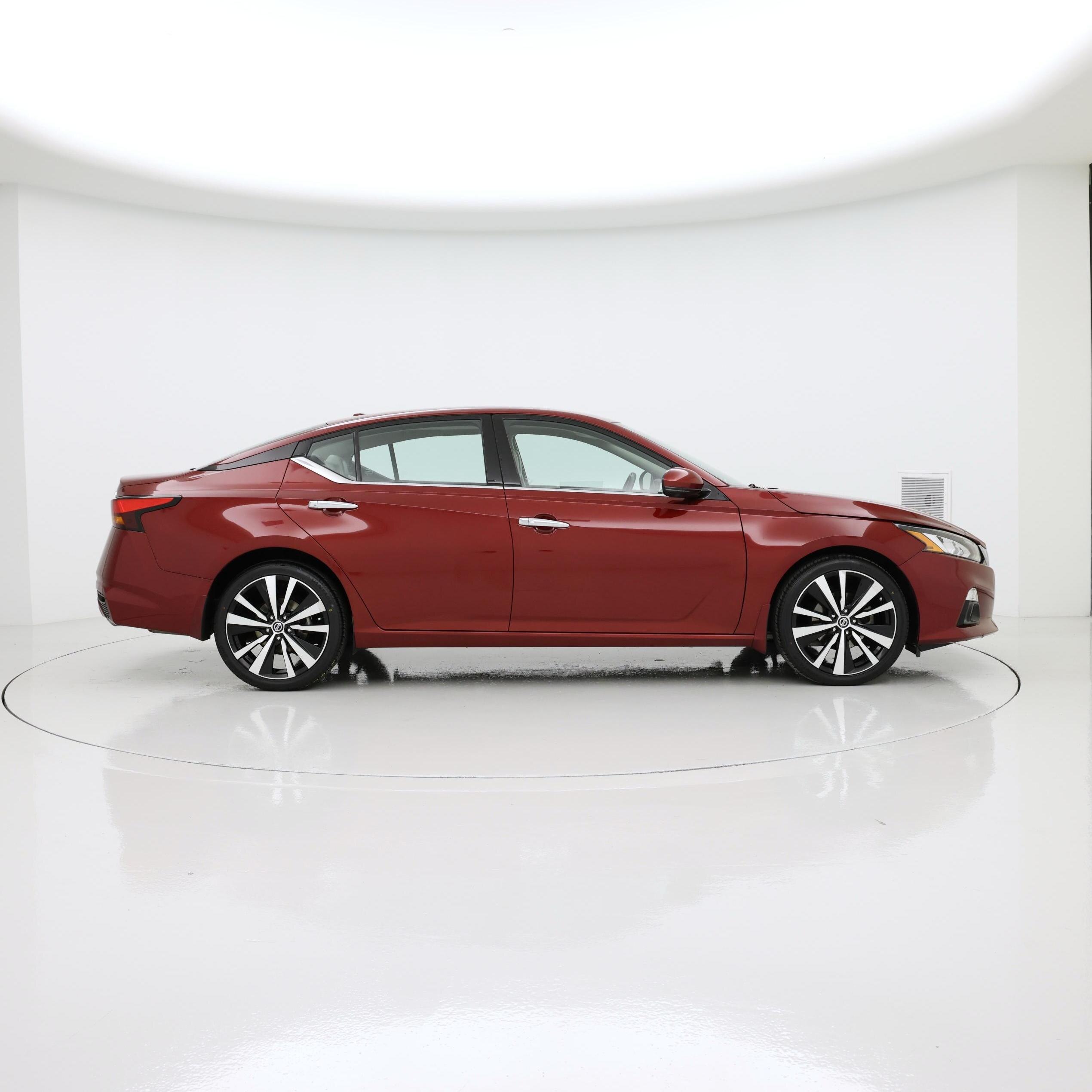 Thumbnail: 2021 Nissan Altima - 7