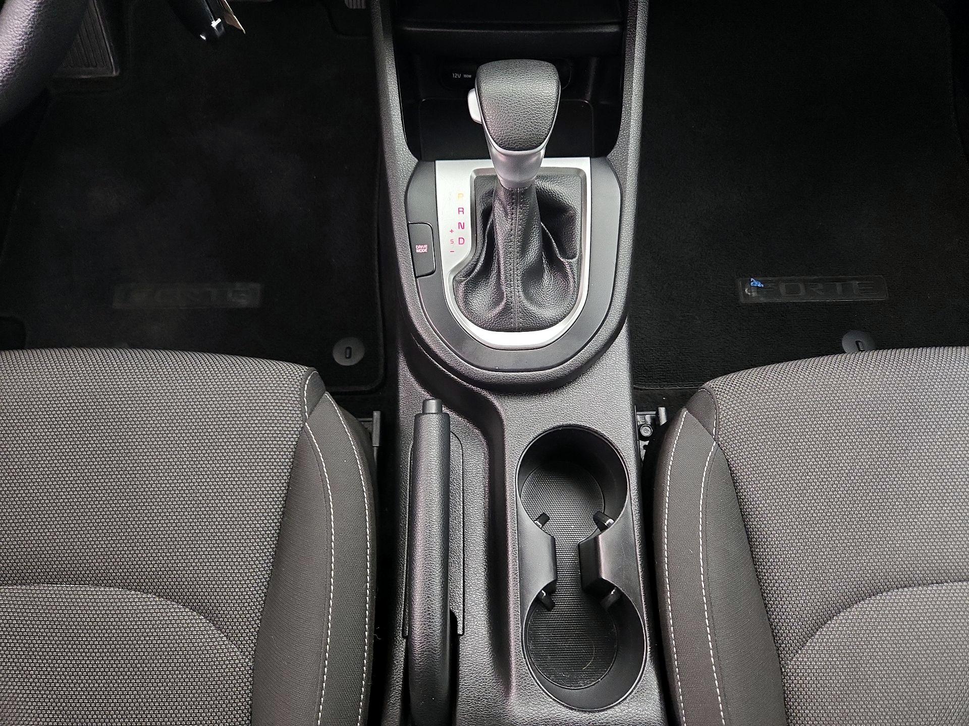 Thumbnail: 2023 Kia Forte - 17