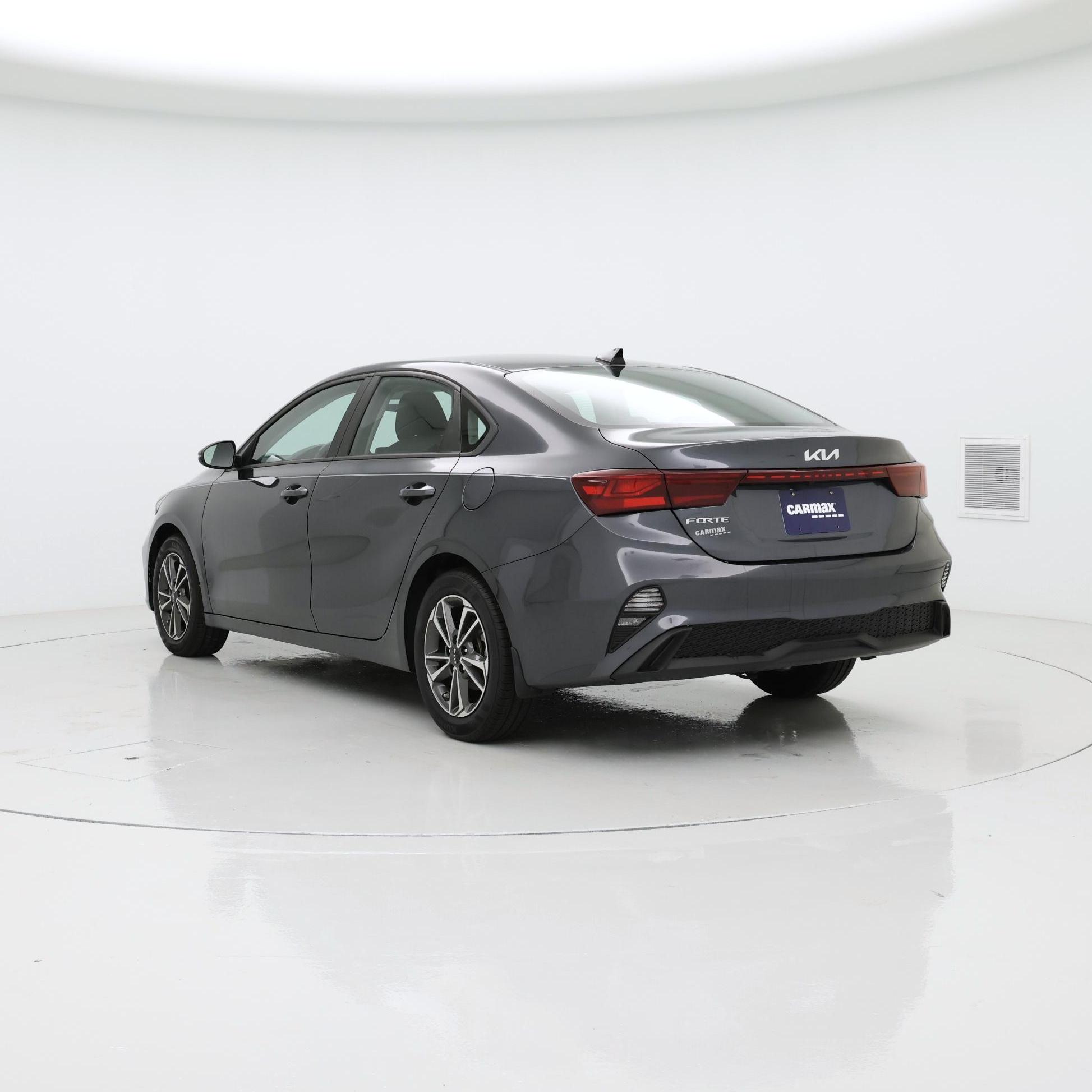 Thumbnail: 2023 Kia Forte - 2