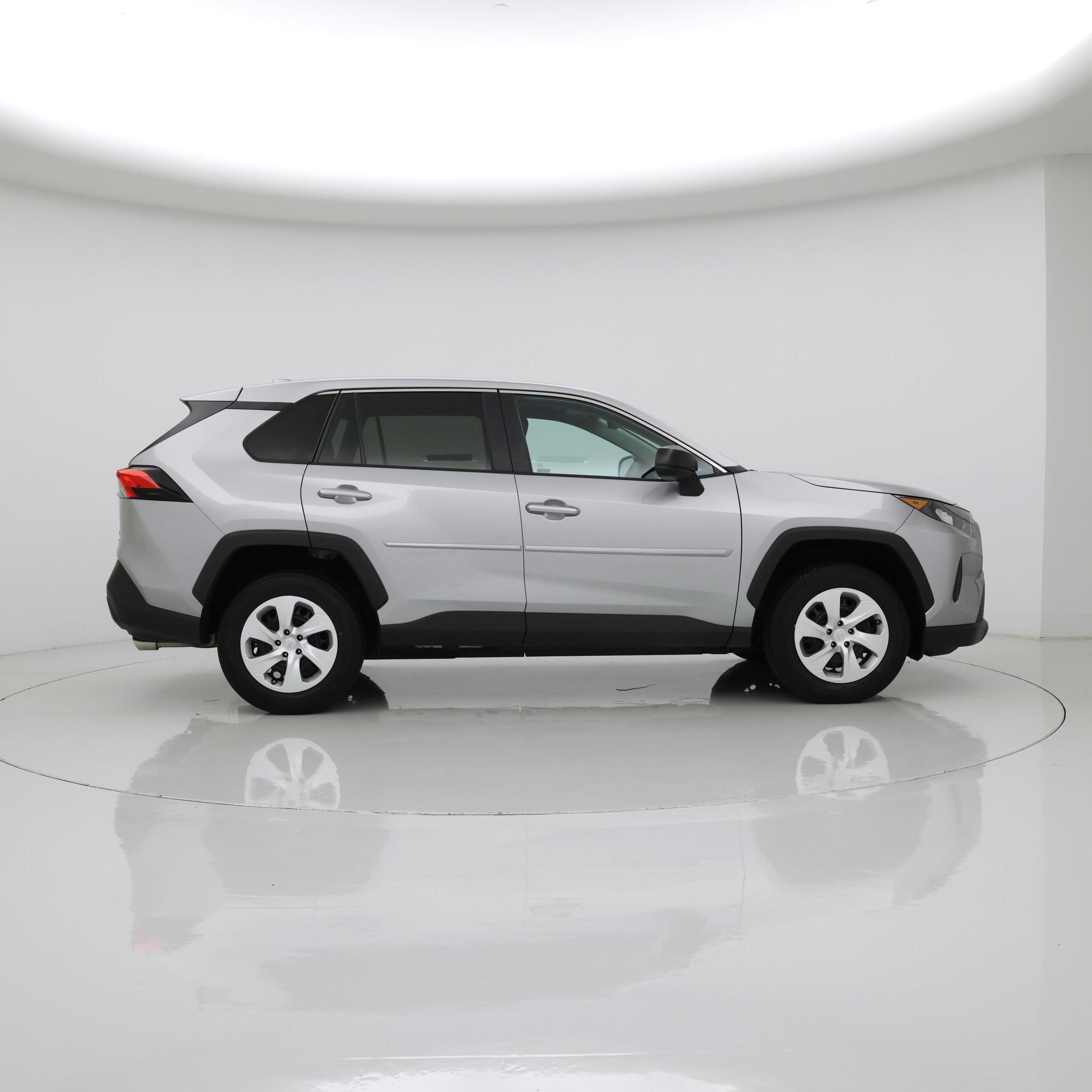 Thumbnail: 2022 Toyota RAV4 - 7
